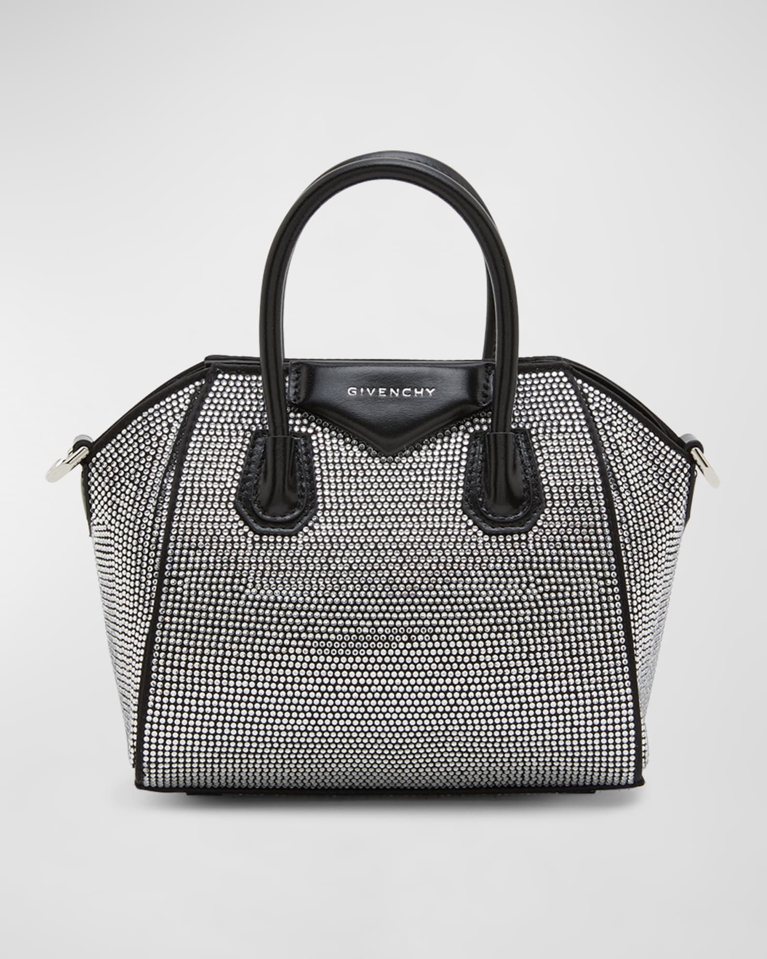Givenchy Antigona Small Bag Review vs. Medium Size // Viktoria Livshits 