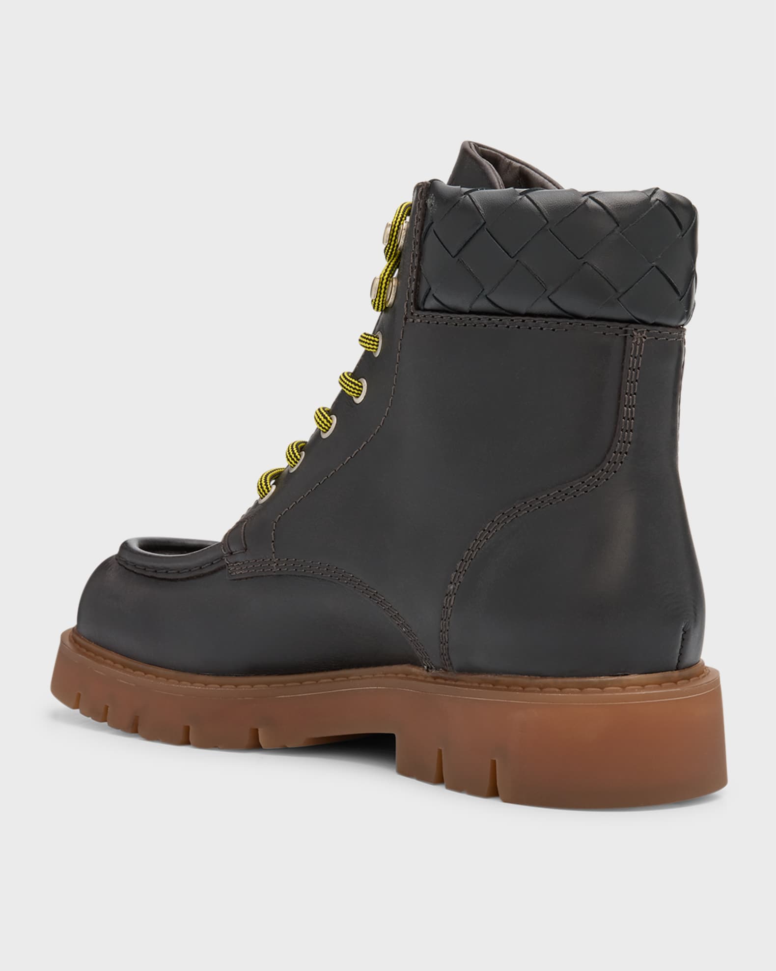 靴 BOTTEGA VENETA Haddock Lace up boots Bottega Veneta® Men's Haddock Lace-Up Ankle Boot in Saturn