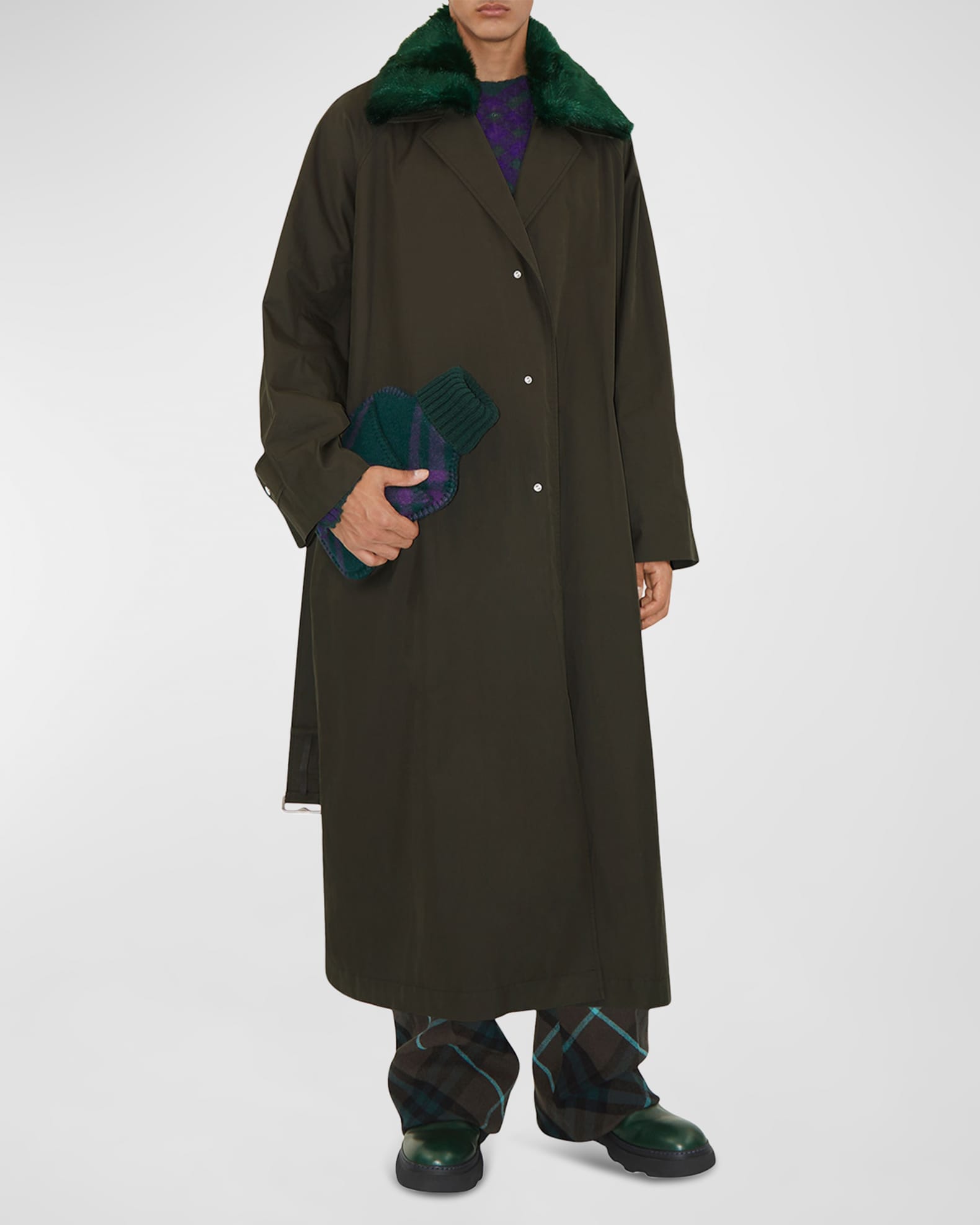 Burberry faux fur cape outlet