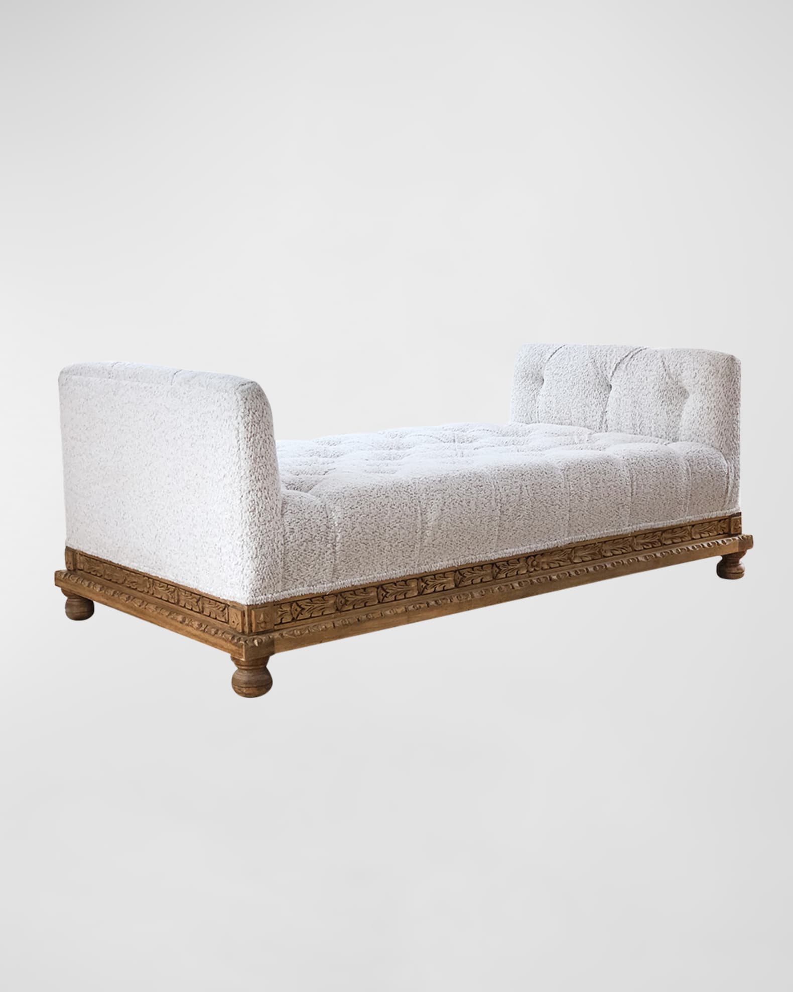 Onya Chaise 1