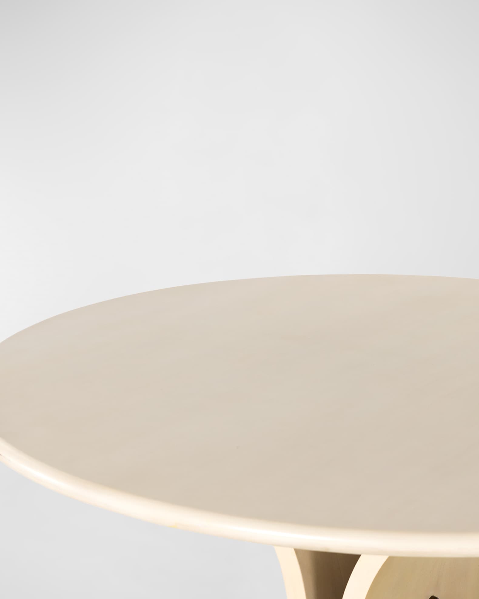 Four Hands Zoie Round Dining Table Neiman Marcus