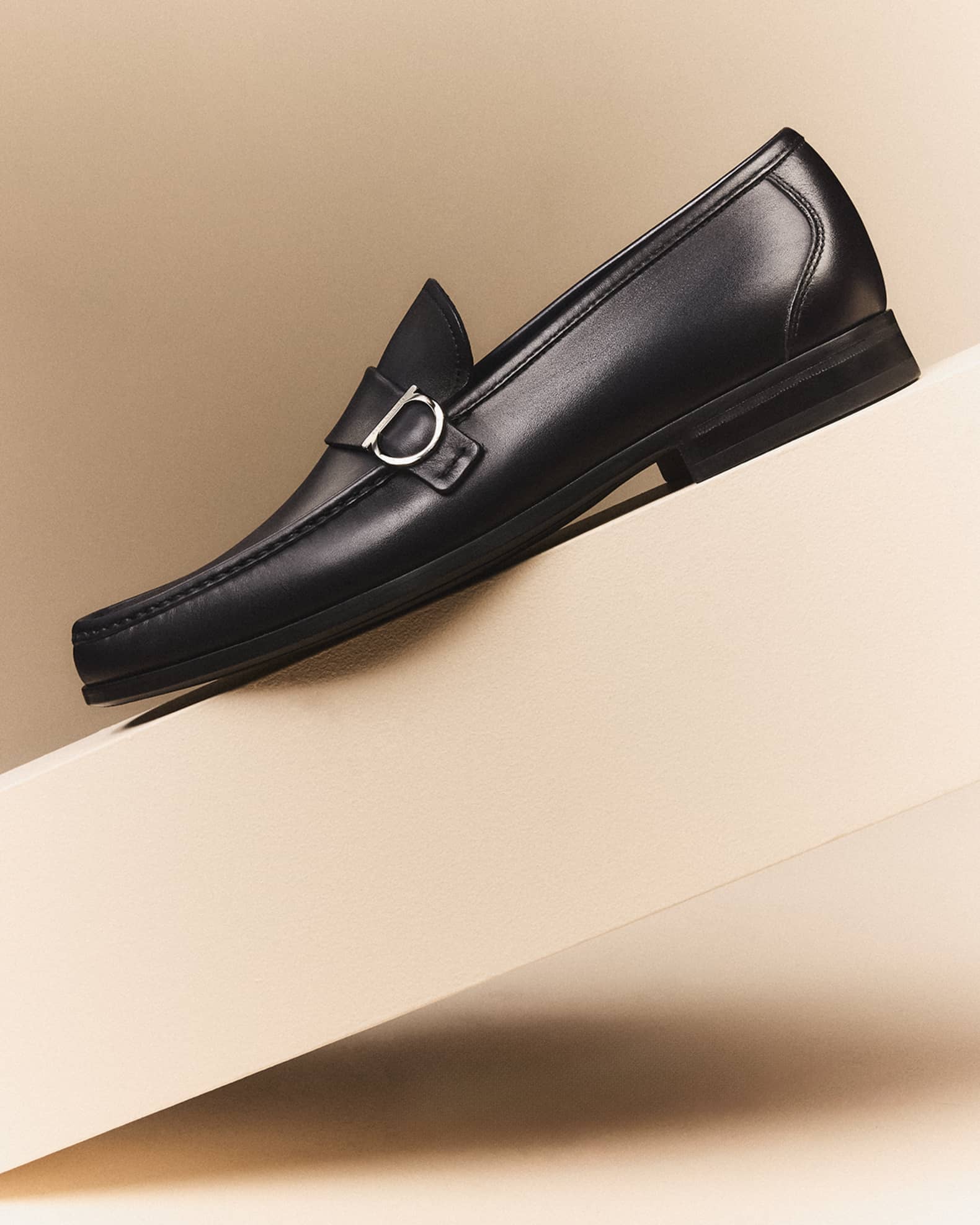 Neiman marcus mens ferragamo shoes hot sale