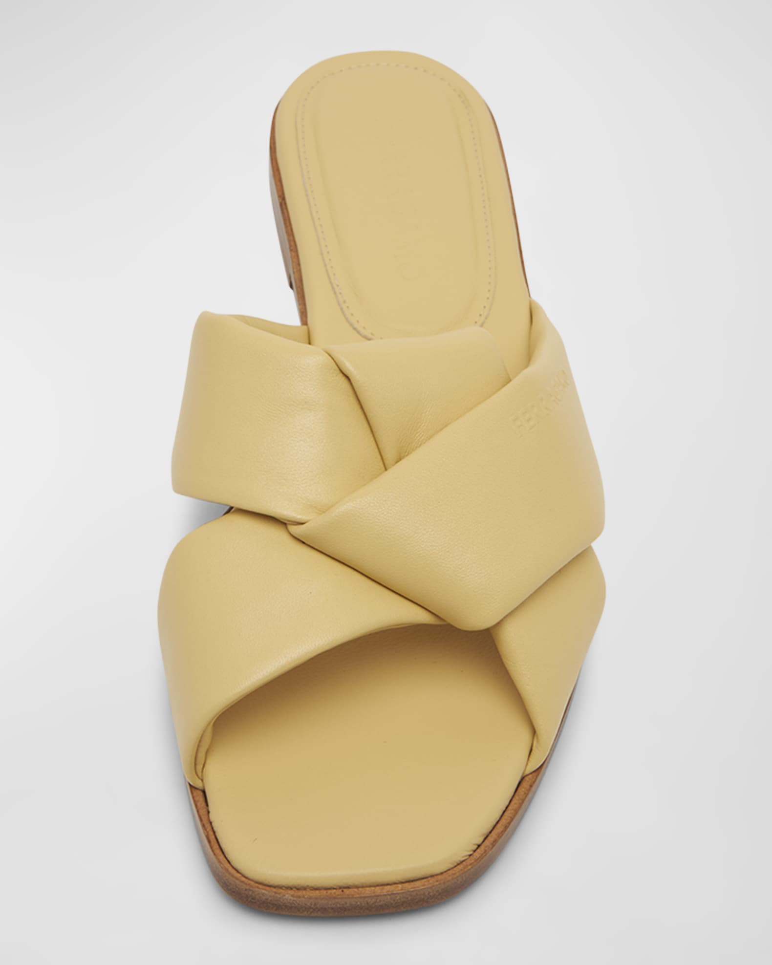 ferragamo sandals womens