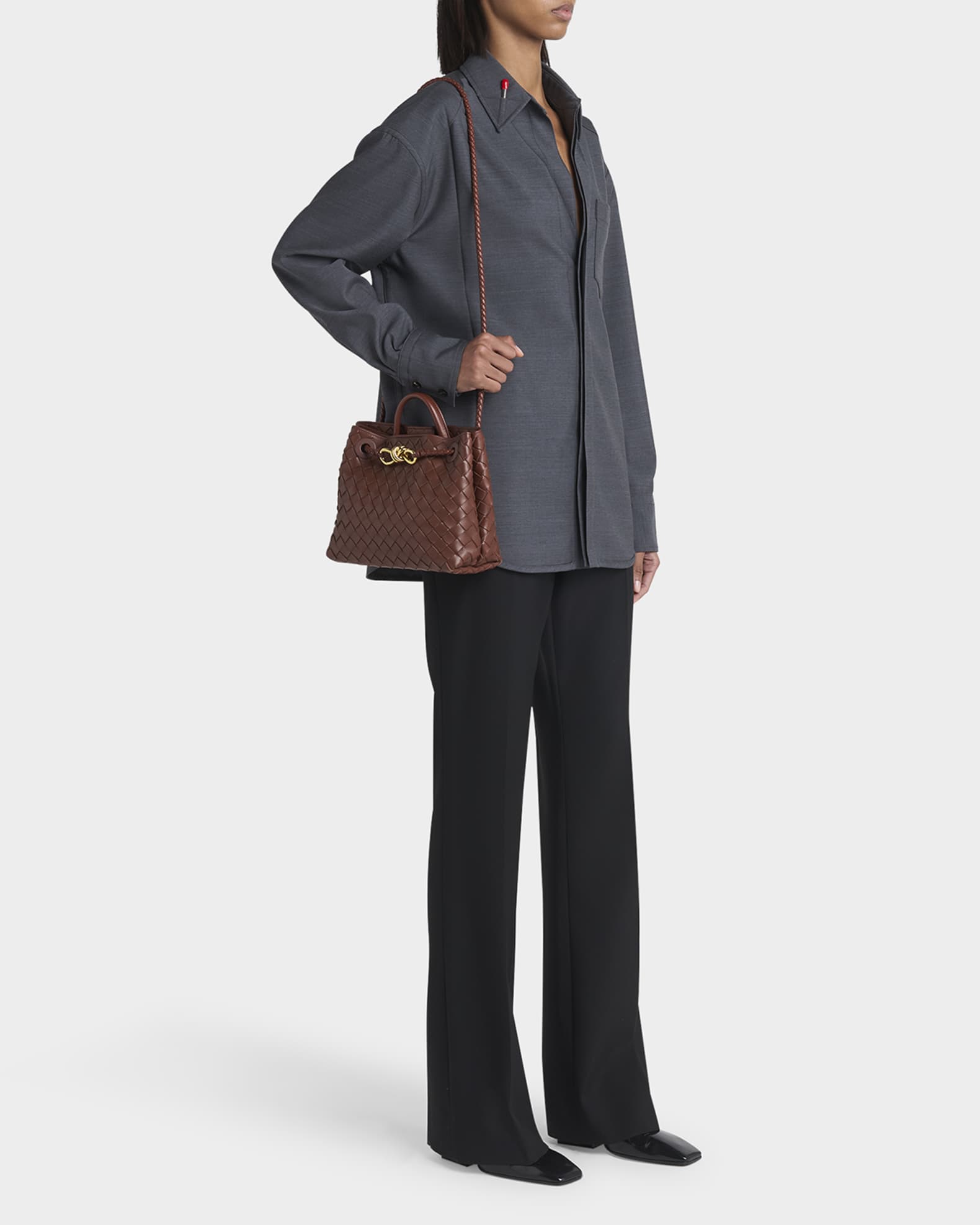 Bottega Veneta エレガント Andiamo スモール ハンドバッグ Bottega Veneta Small Andiamo Bag | Neiman Marcus