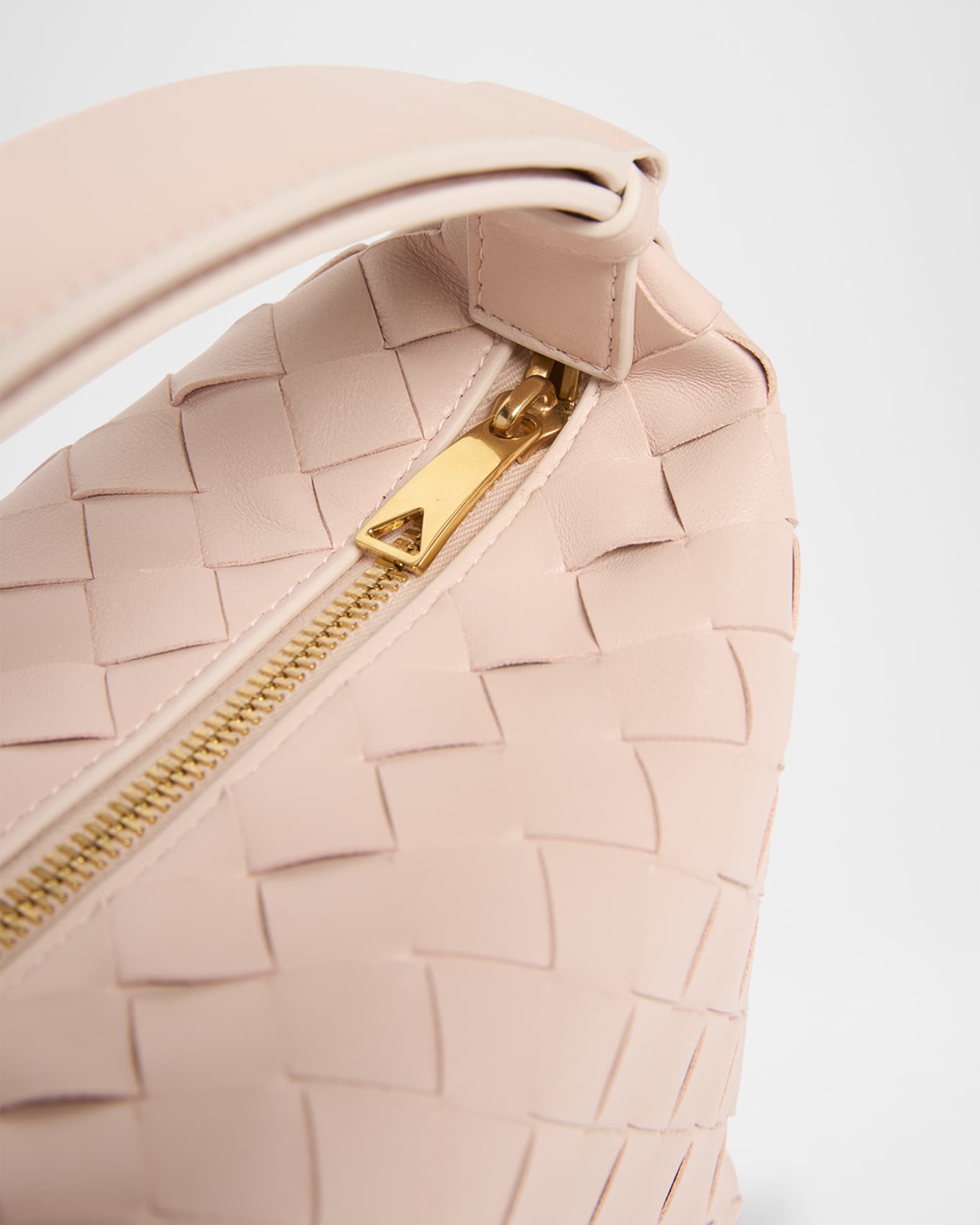 ハンドバッグ Bottega Veneta Wallace Mini Handbag In Intrecciato Nappa Bottega Veneta Mini Wallace Bag | Neiman Marcus