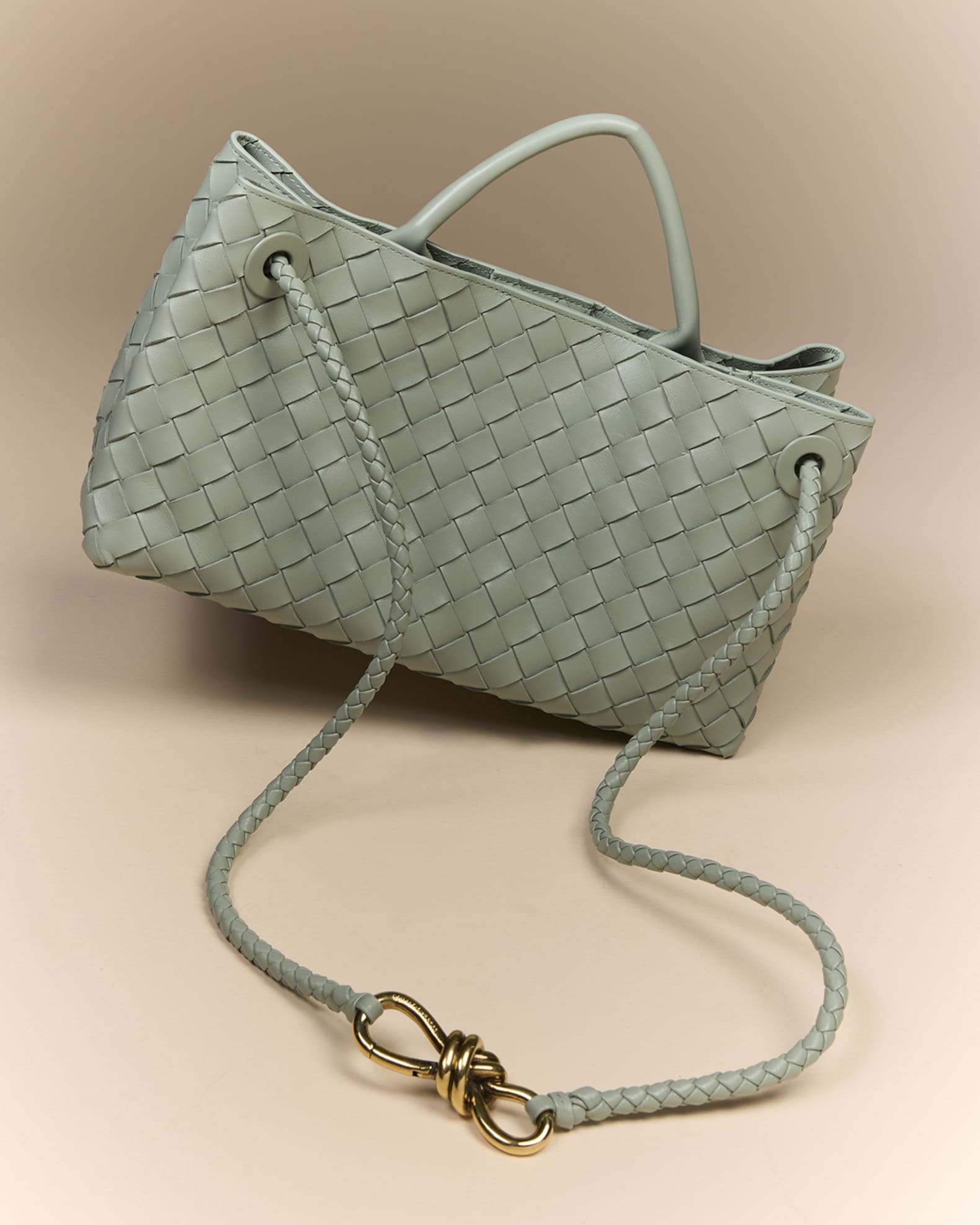 【BOTTEGA VENETA】EAST-WEST ANDIAMO BAG BOTTEGA VENETA East/West Andiamo small intrecciato leather