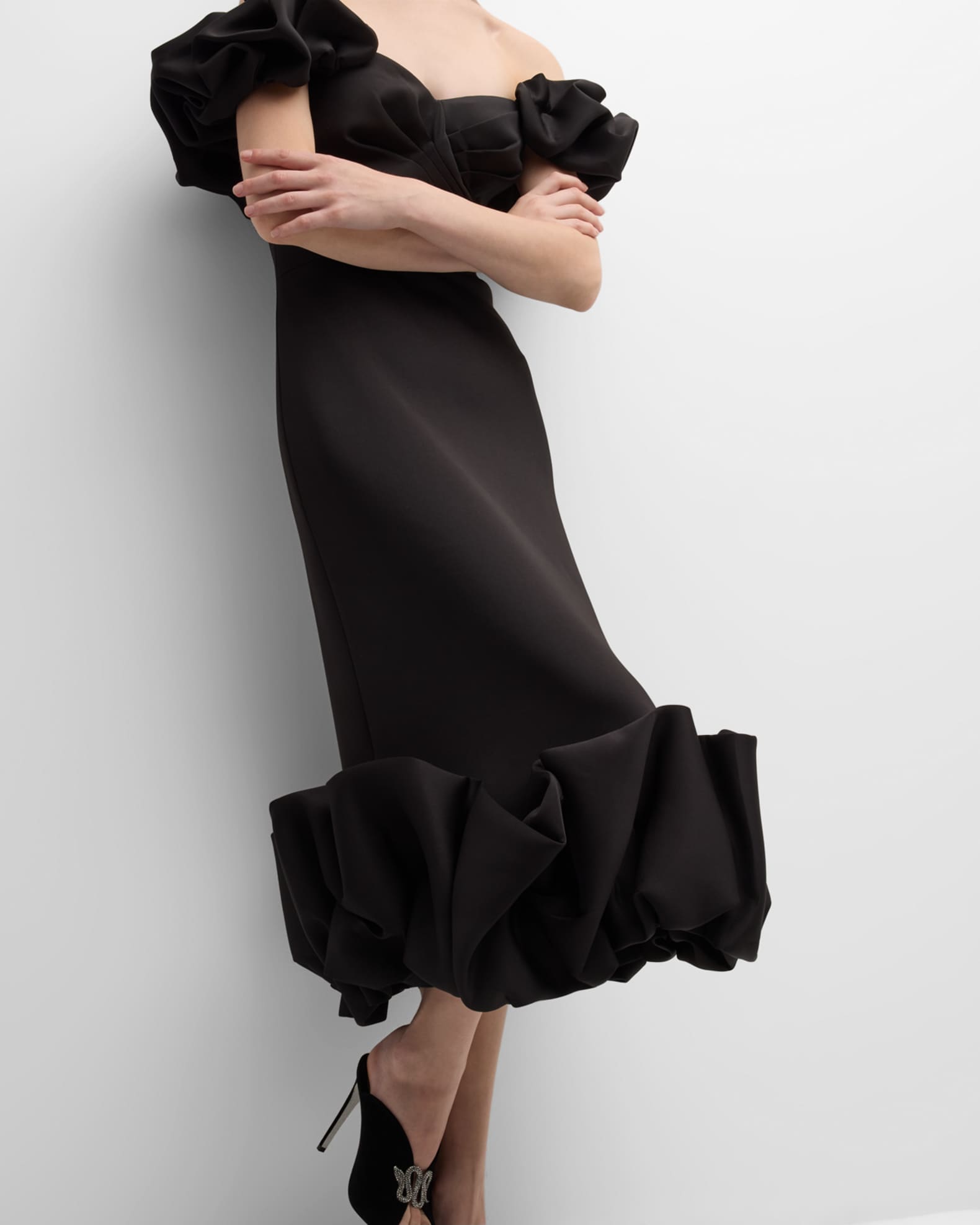 Elegant Off-Shoulder Ruffle Midi Dress