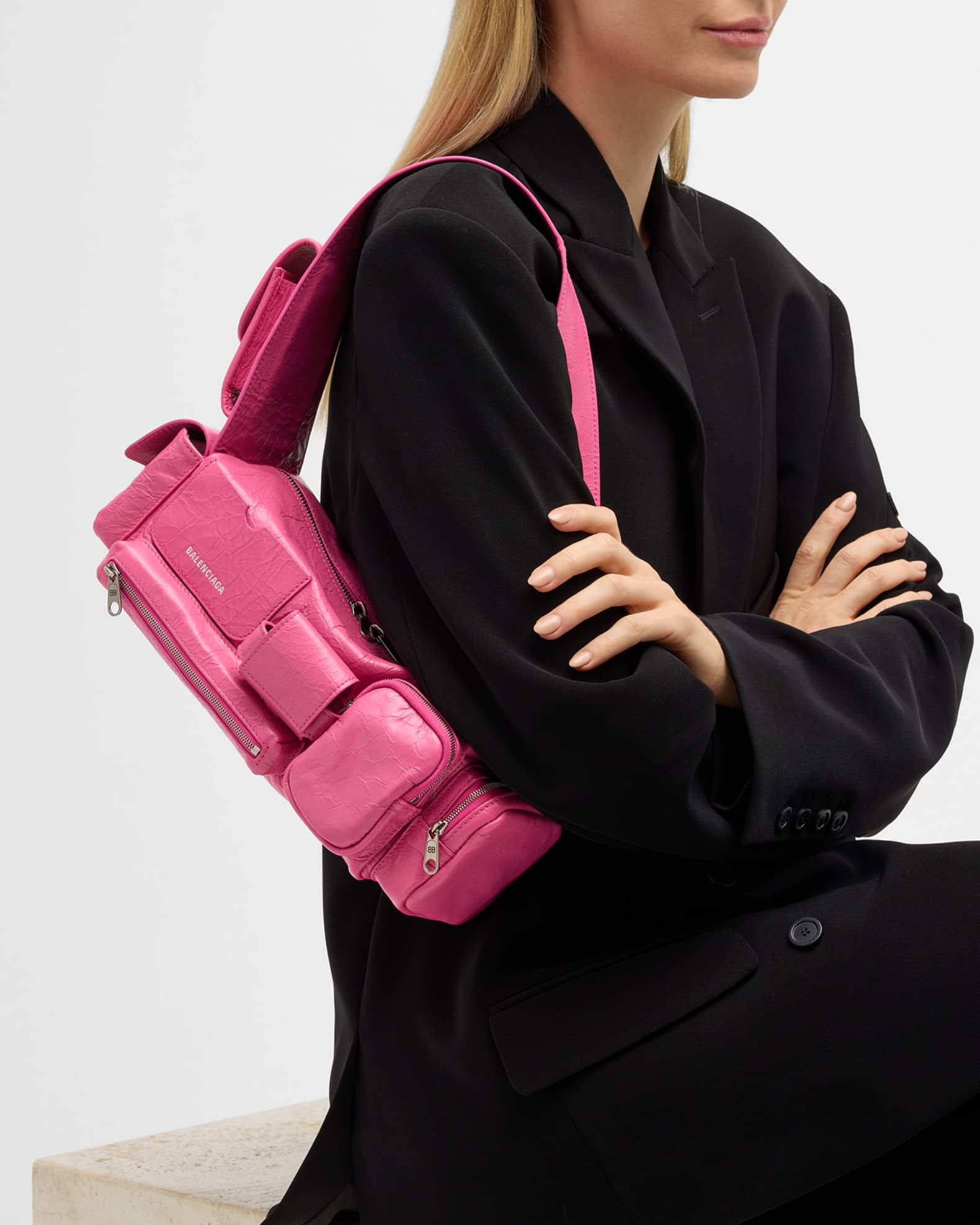 バッグ BALENCIAGA SUPERBUSY XS Superbusy Sling Bag Xs in Black | Balenciaga US