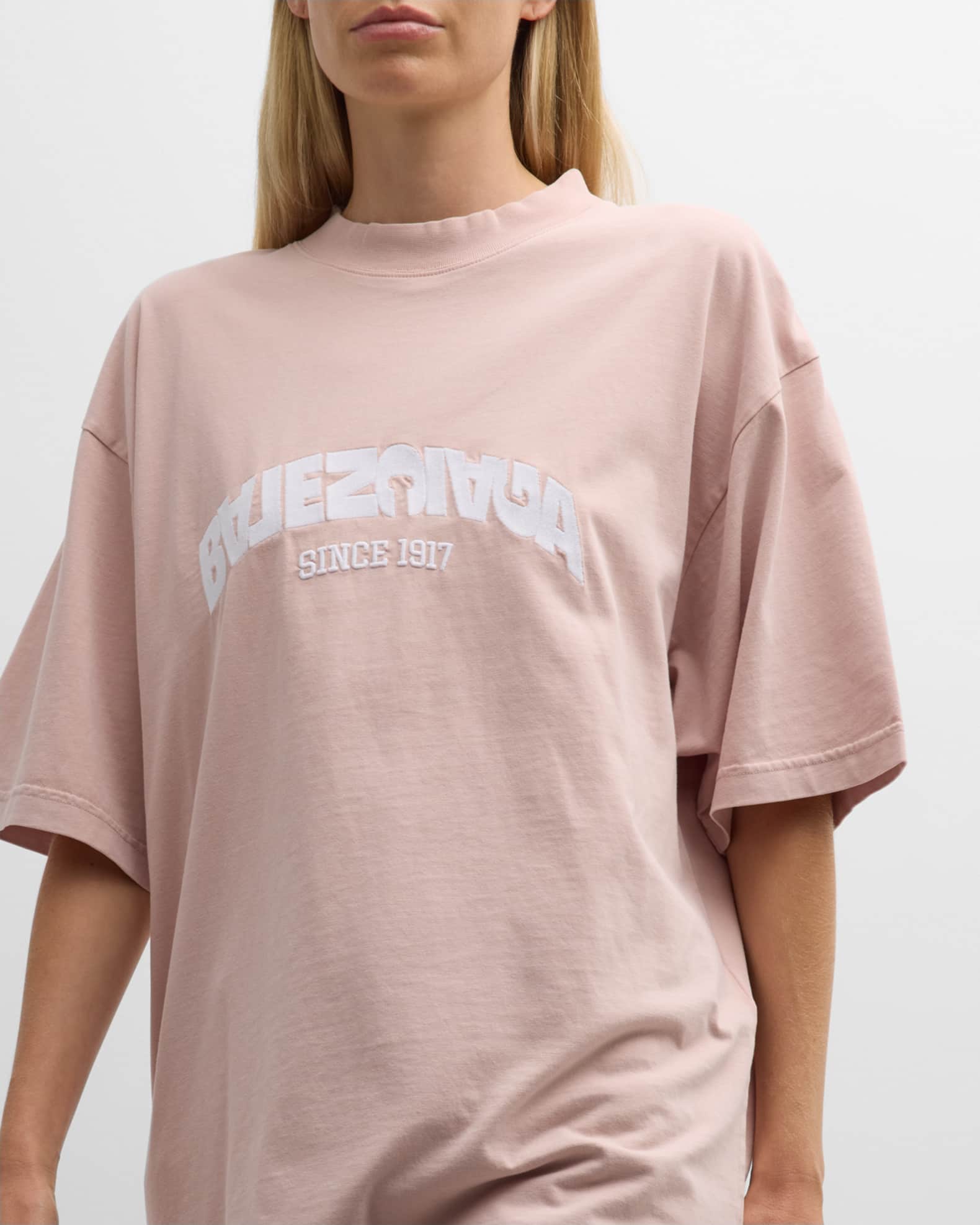 Back Flip T-shirt Medium Fit in Light Pink