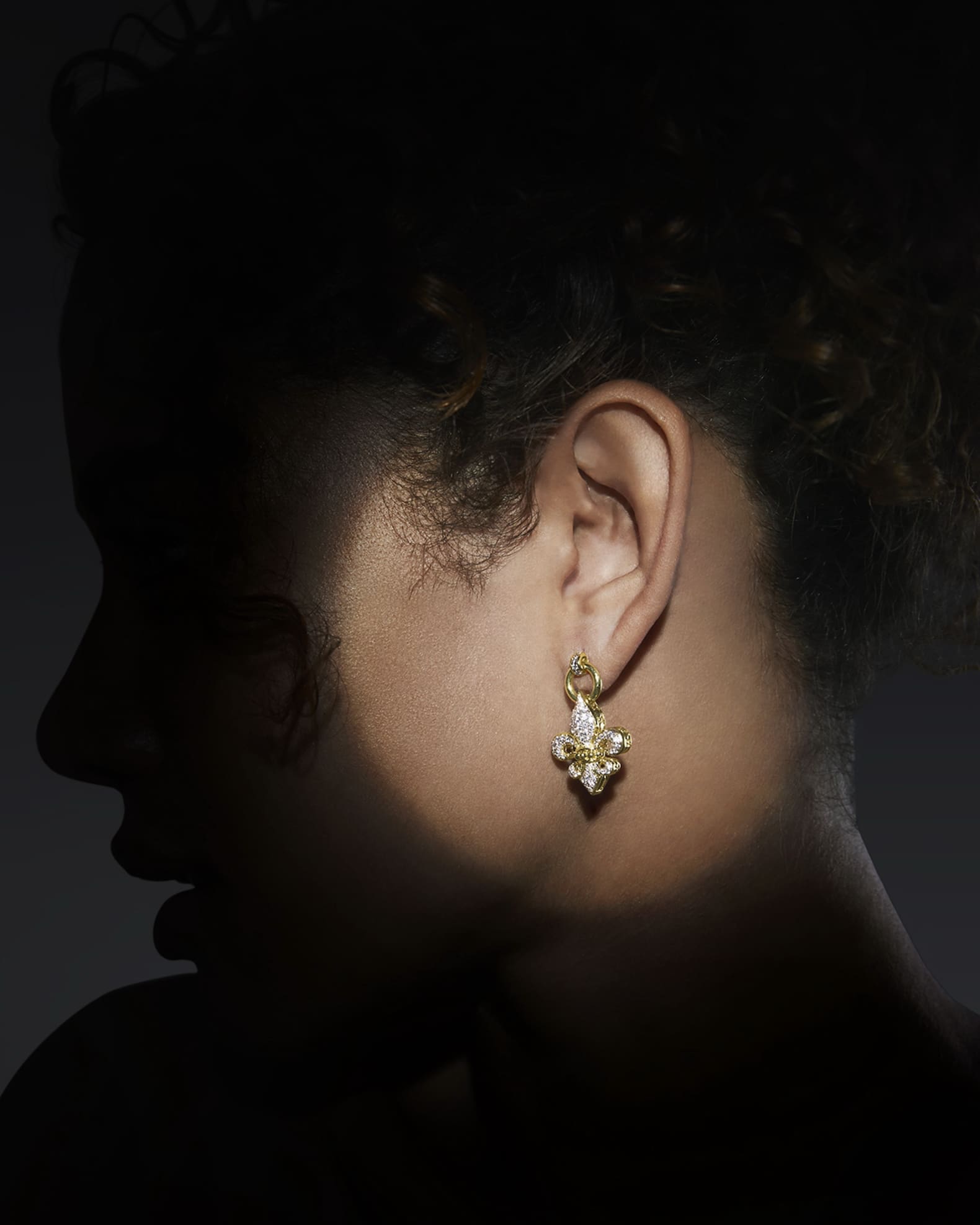 Lagos caviar stud earrings clearance