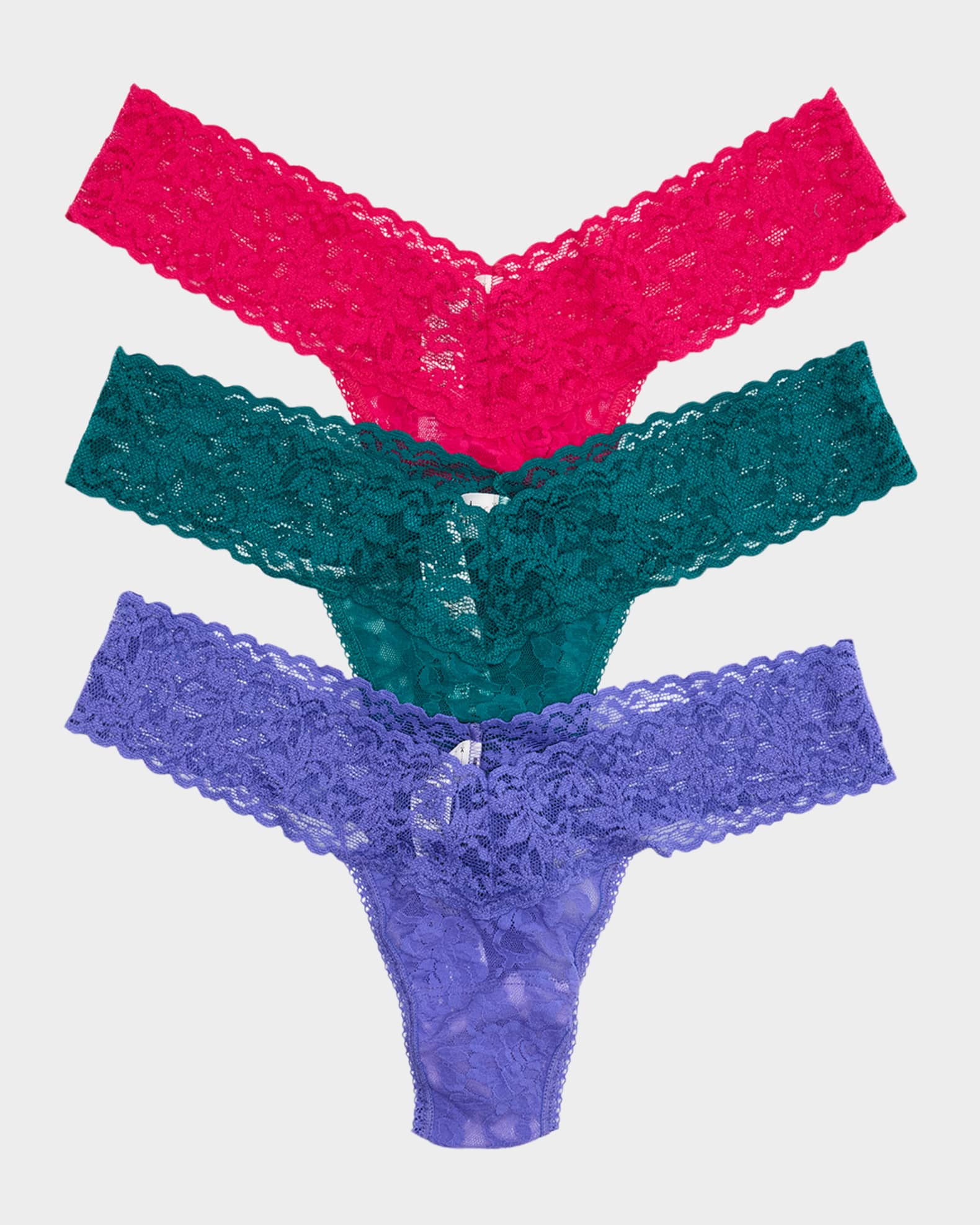 Three-Pack Low-Rise Signature Lace Thongs 0