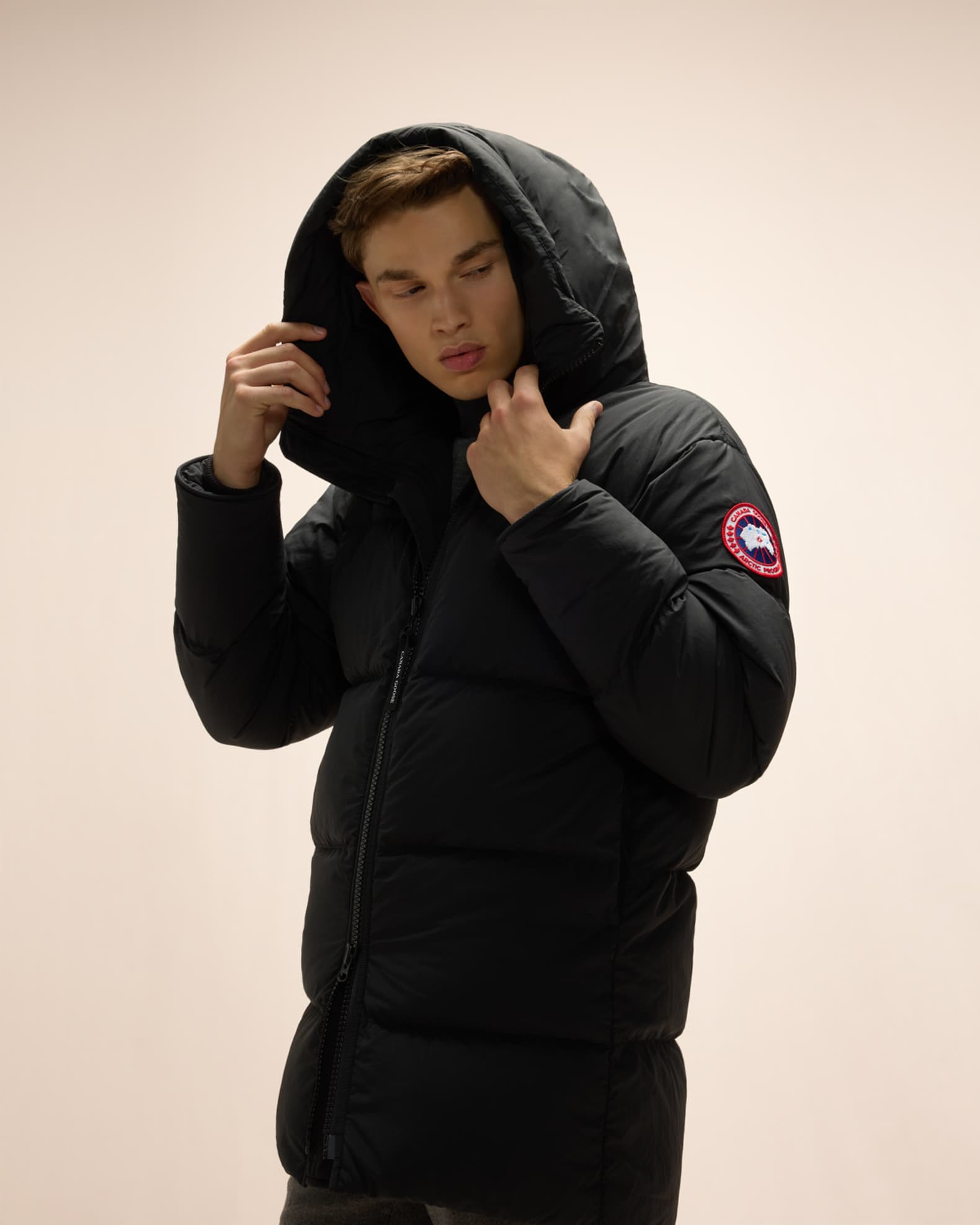Puffer jacket mens canada goose 2025