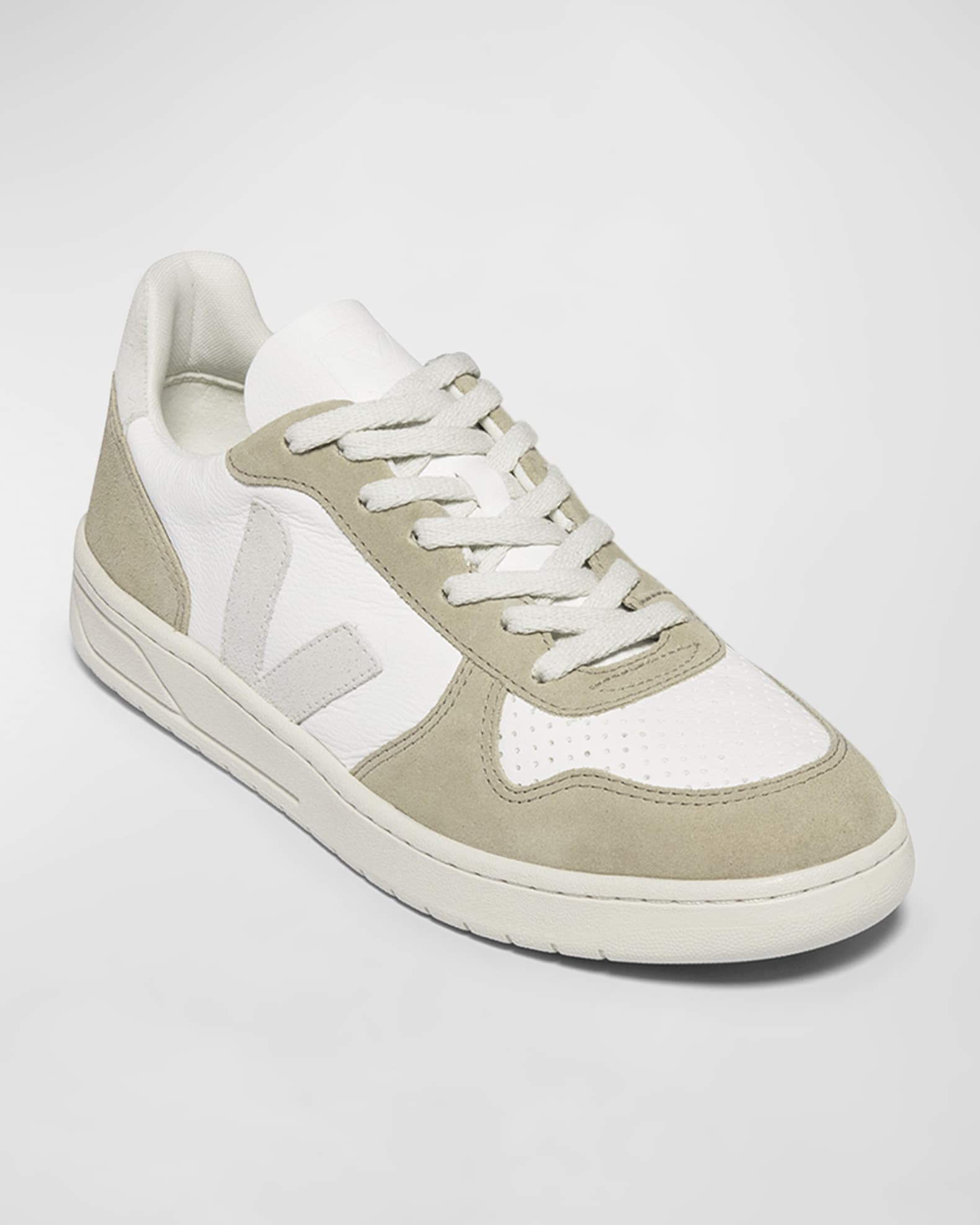 V-10 Mixed Leather Low-Top Sneakers 1