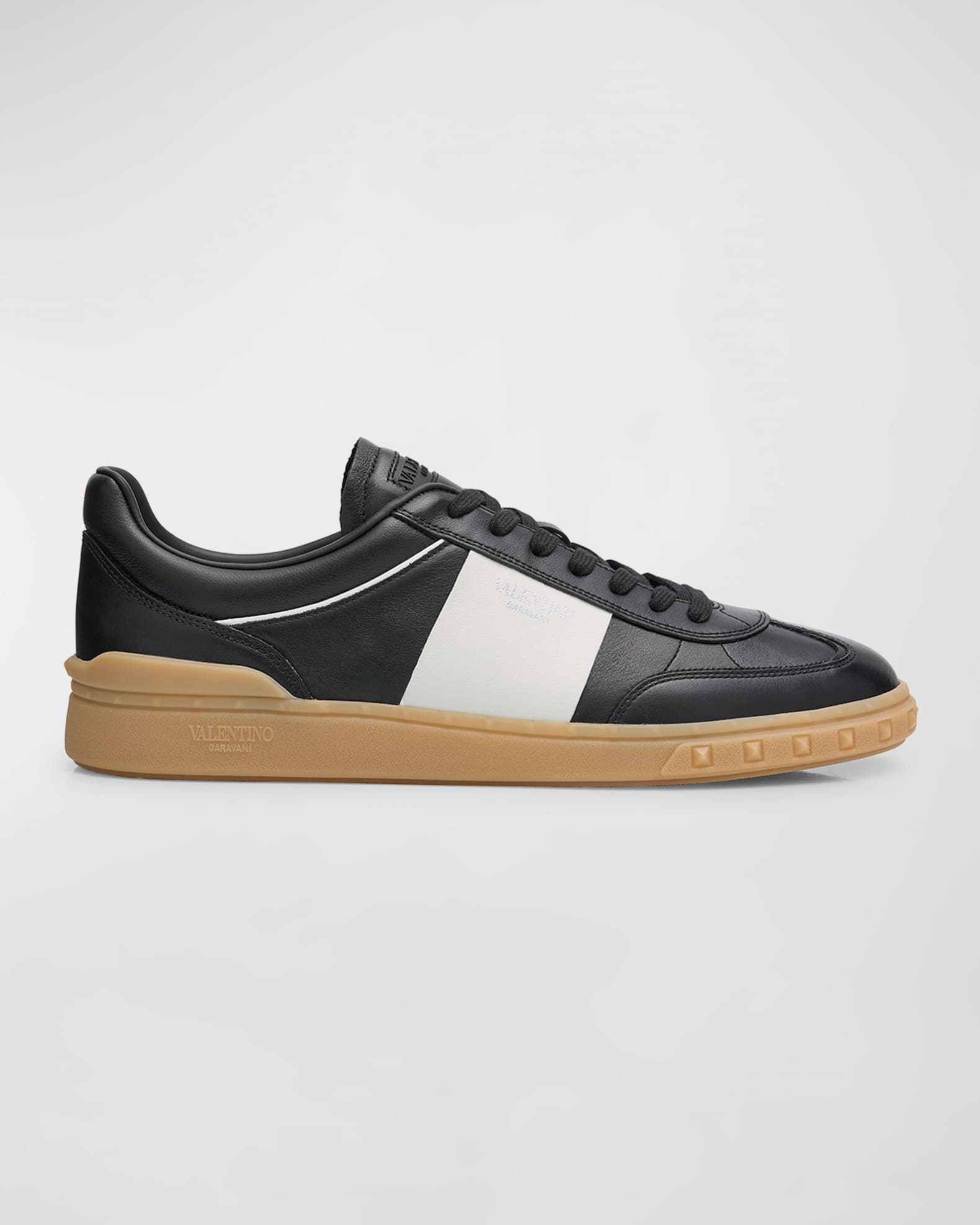 Men s Upvillage Leather Low Top Sneakers