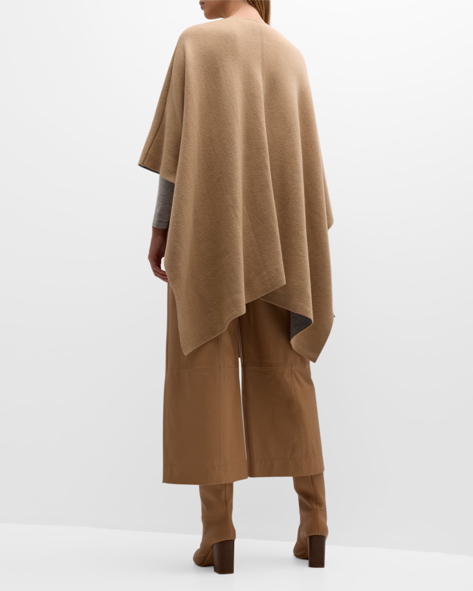 Louis Vuitton 2017 Cashmere Cape - Neutrals Coats, Clothing