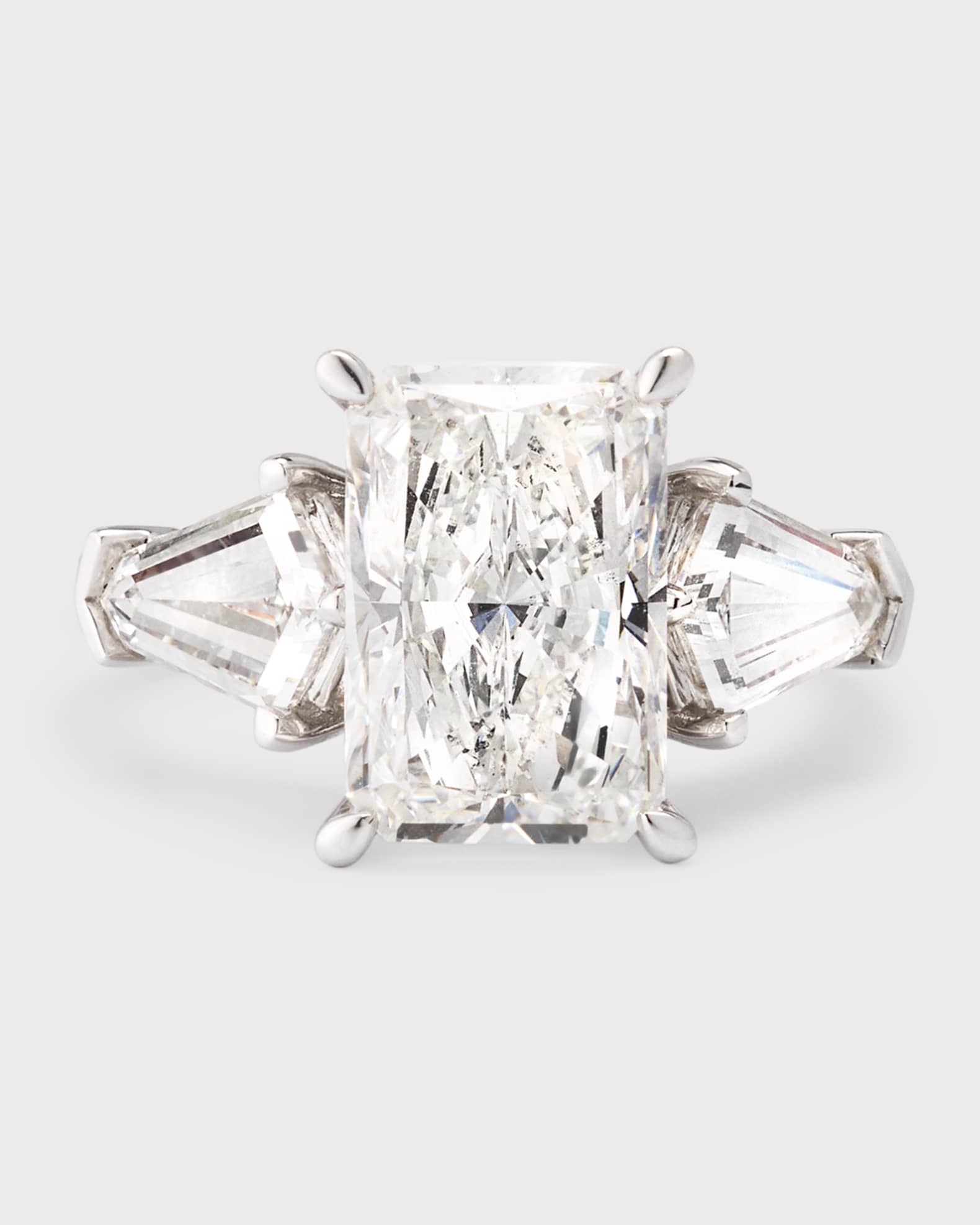Lab Grown Diamond 18K White Gold Radiant and Coffin Ring, Size 7 0