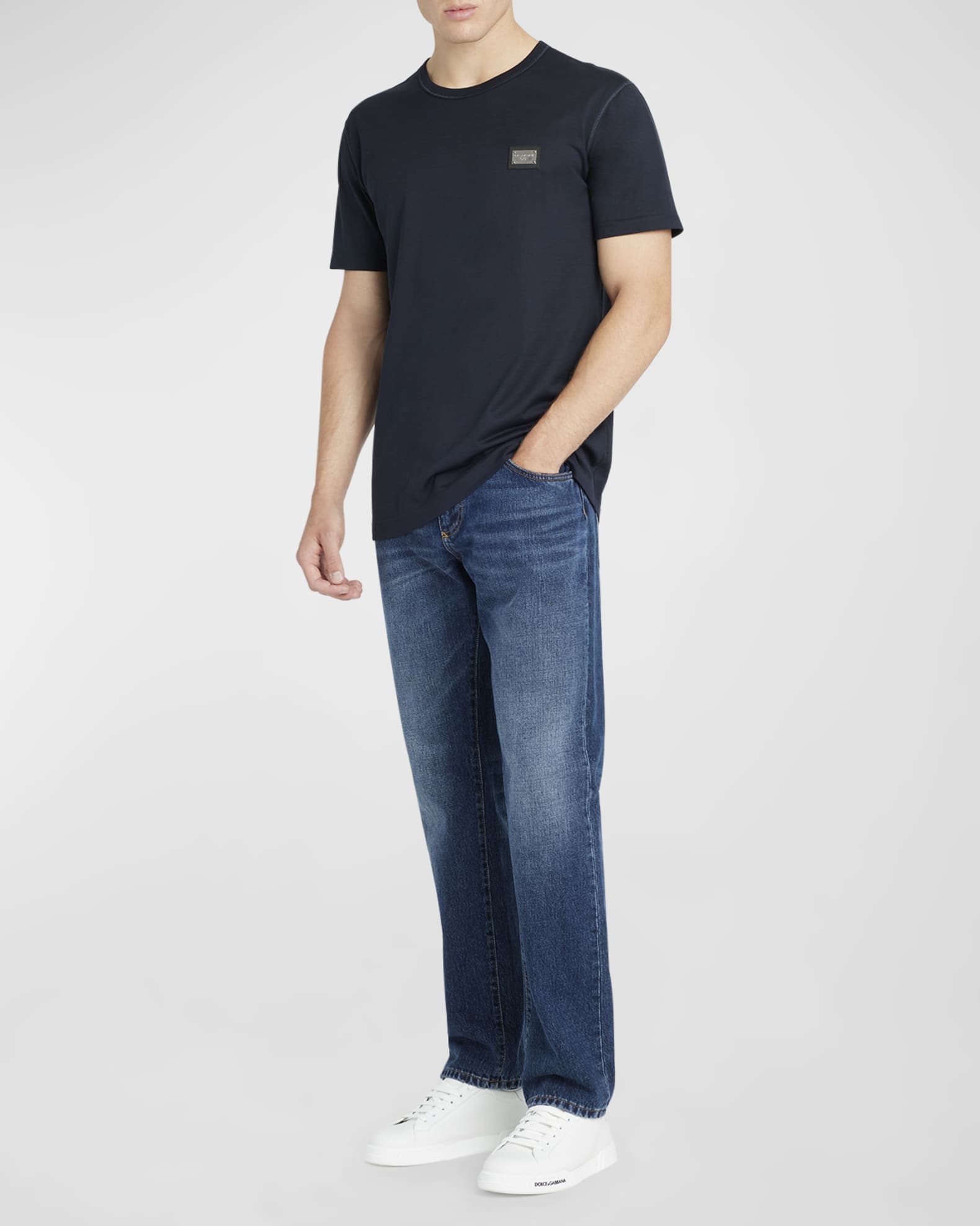 Dolce and gabbana plate logo t shirt discount