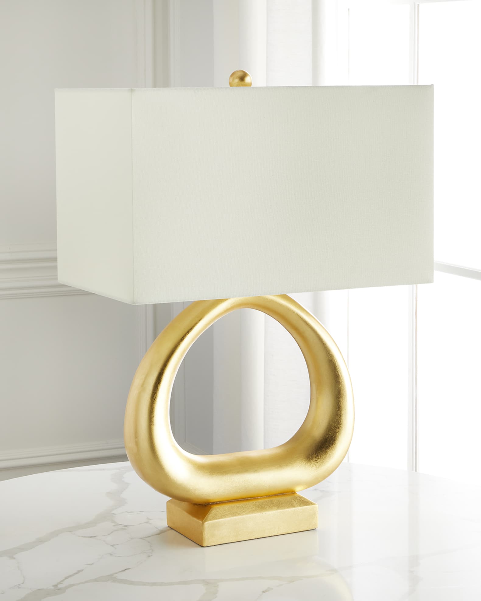 Old World Design Cecile Table Lamp