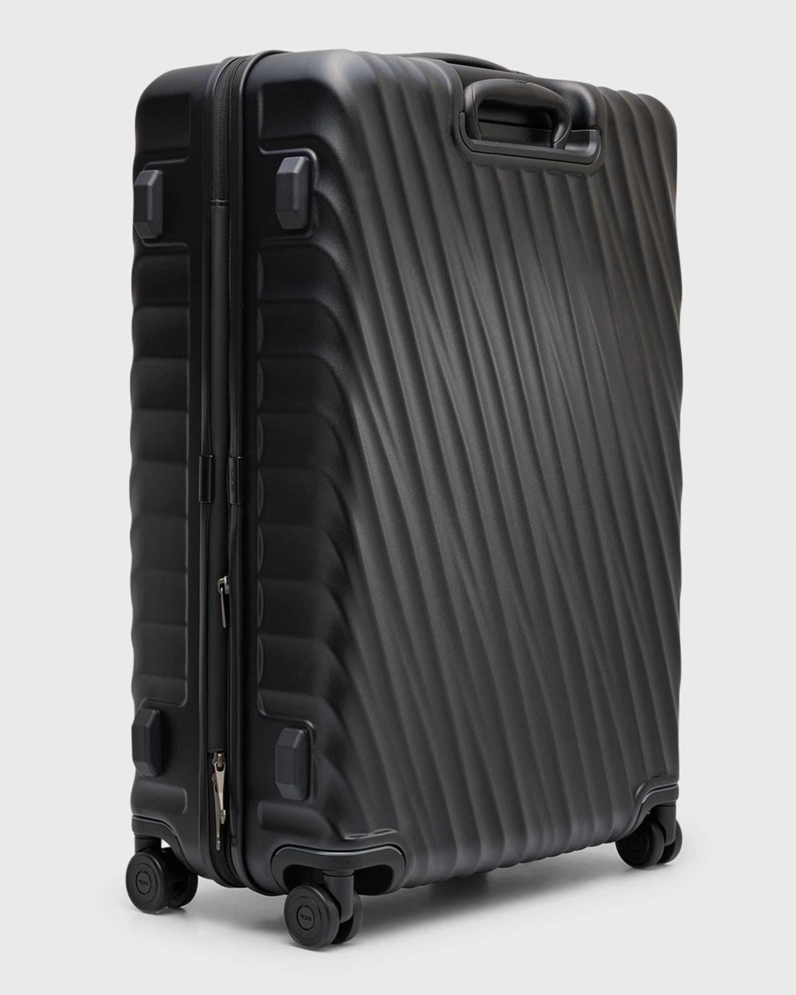 Neiman online marcus tumi