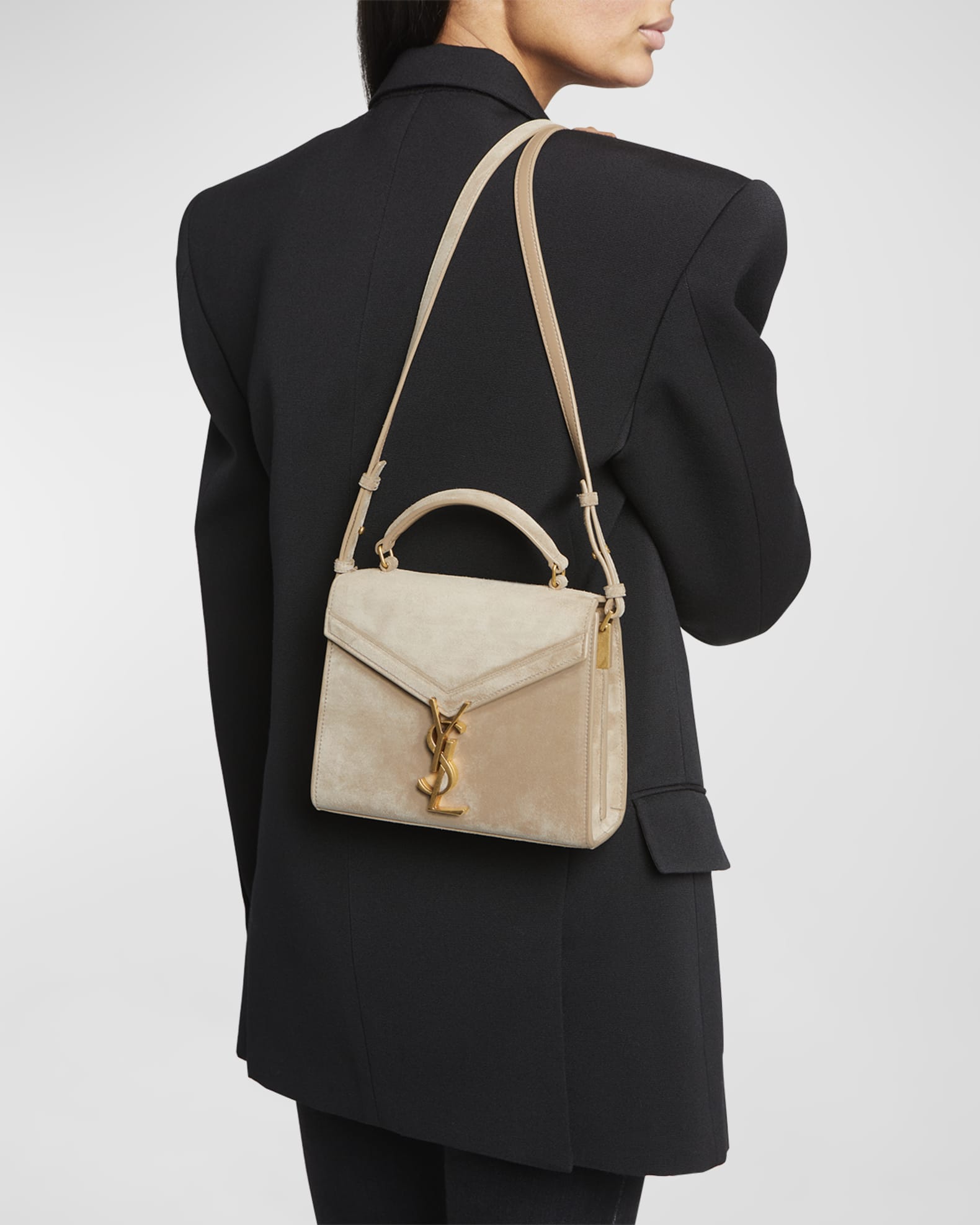 Cassandra medium top handle bag in smooth leather and suede clearance