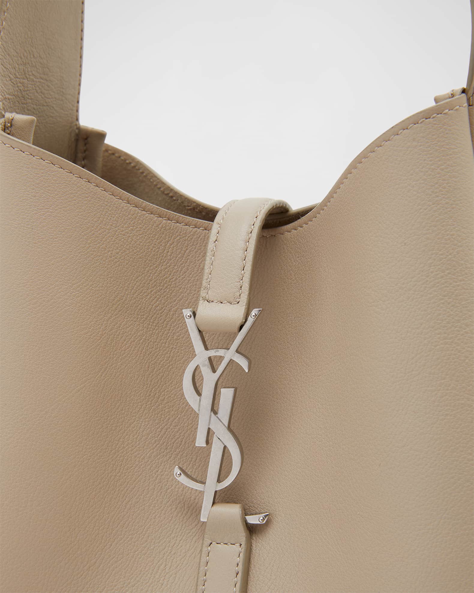 Black Le 5 à 7 small leather shoulder bag, Saint Laurent