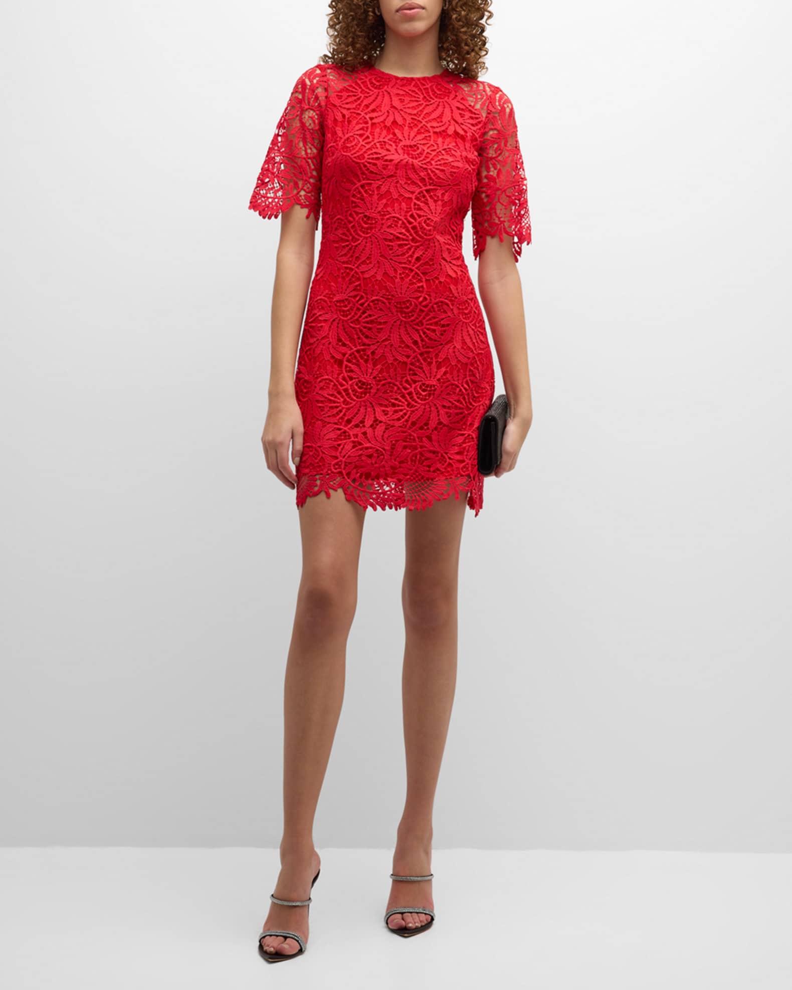 Louis Vuitton Scallop Detail A-Line Dress Bright Red. Size 40