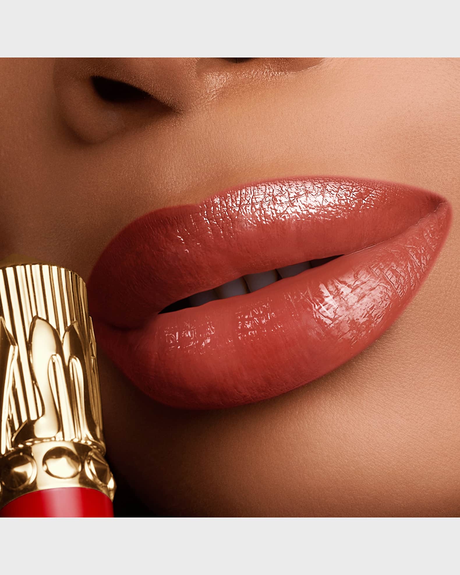 Rouge Stiletto Glossy Shine Lipstick 1