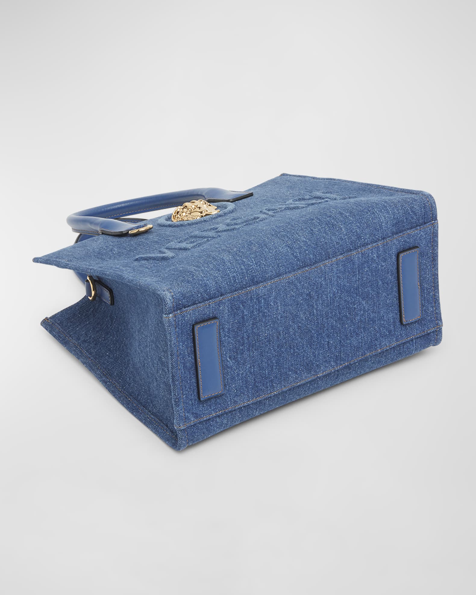 大人気アイテム！【VERSACE】Small denim la medusa tote bag Versace La Medusa Small Denim Tote Bag | Neiman Marcus