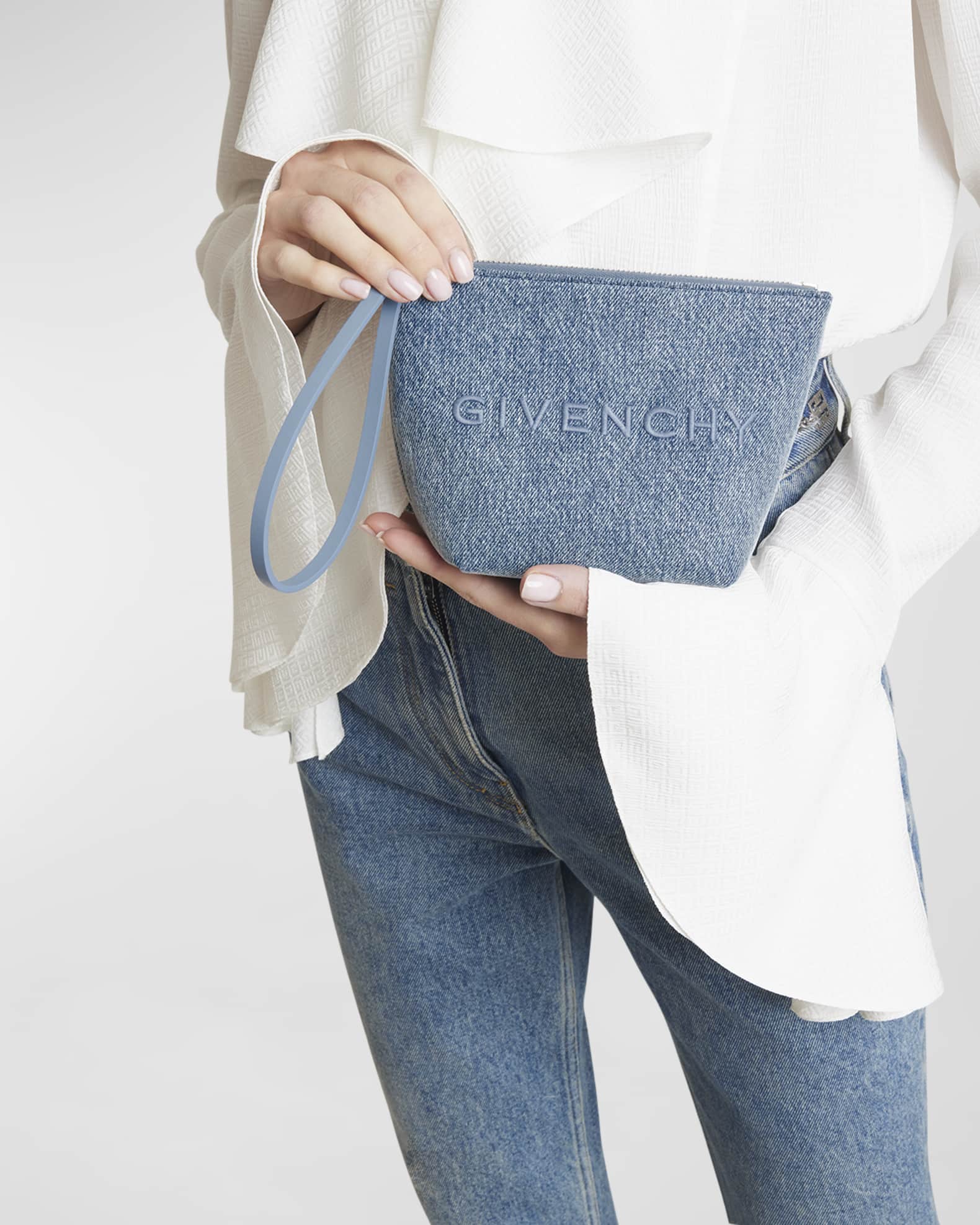 Givenchy deals pandora clutch