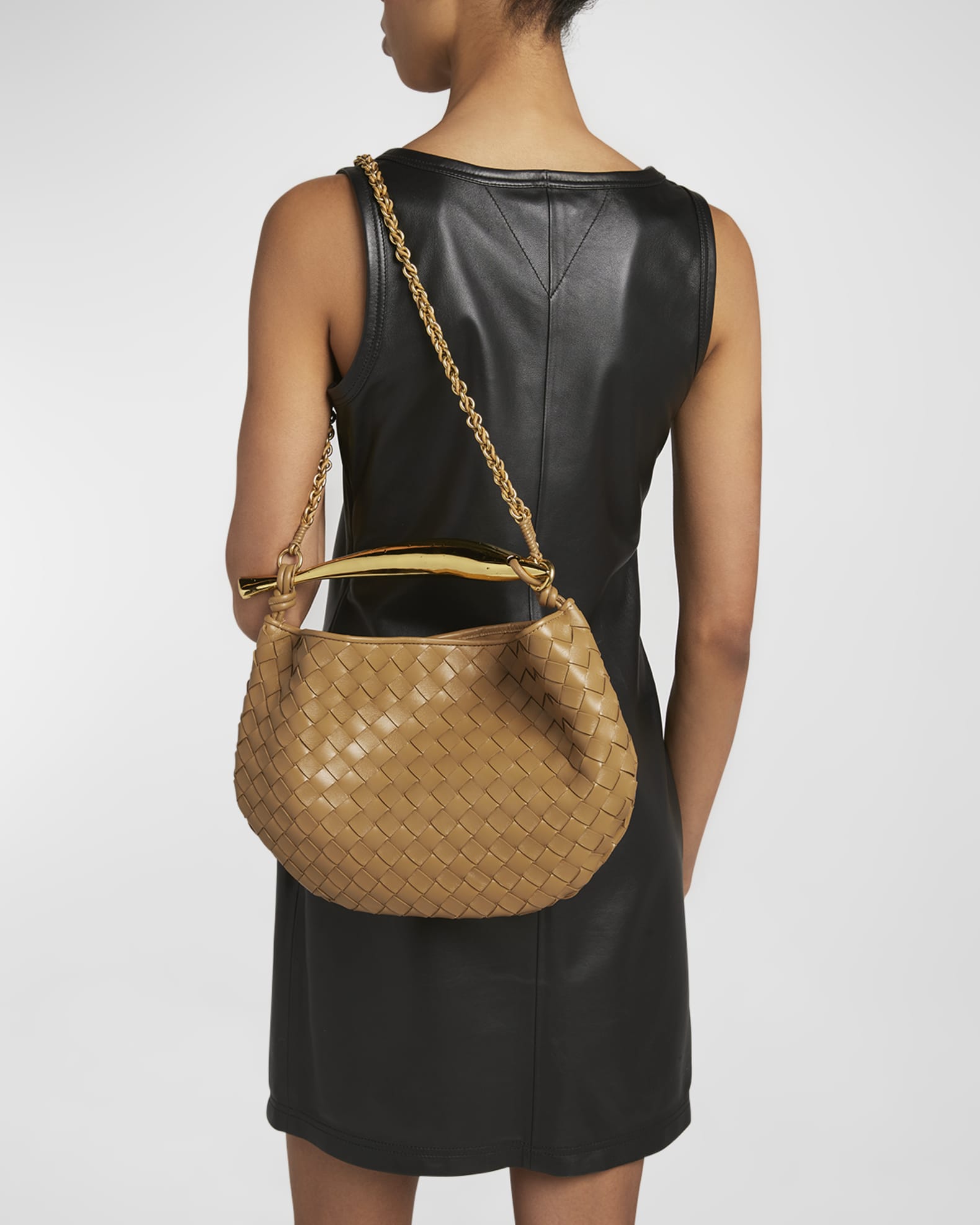 ショルダーバッグ・ポシェット BOTTEGA VENETA Medium Sardine bag Bottega Veneta Medium Sardine Bag | Neiman Marcus