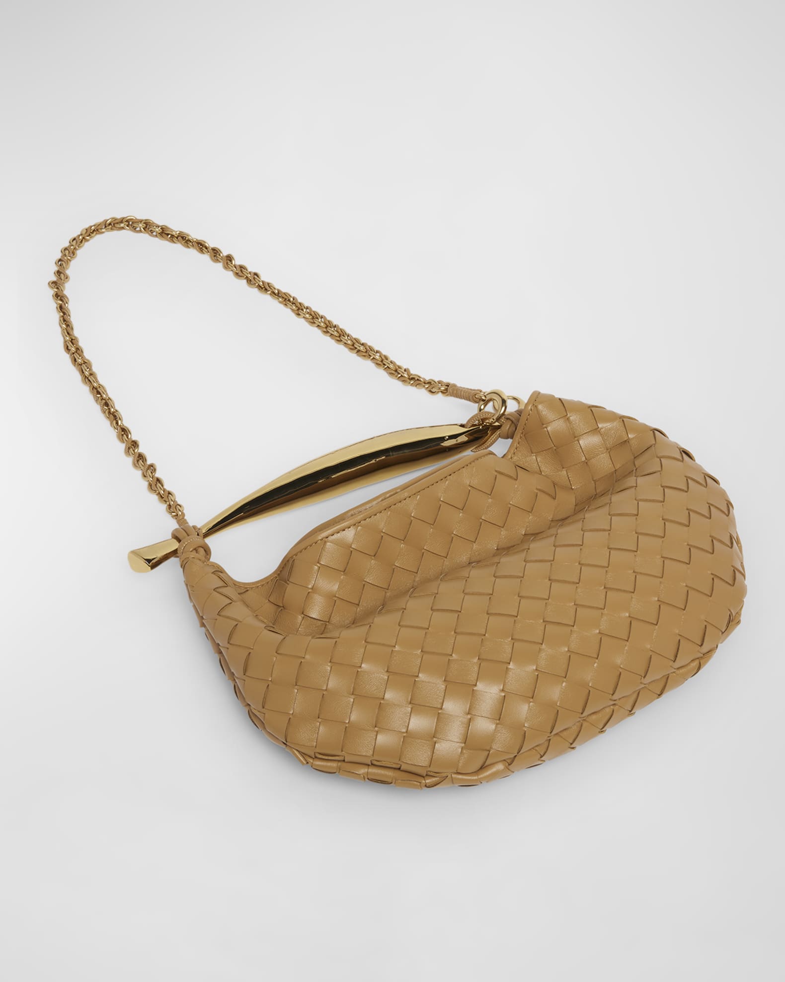 【関税&送料込】Bottega Veneta Sardine Handbag In Weathered Bottega Veneta Sardine Bag with Chain | Neiman Marcus