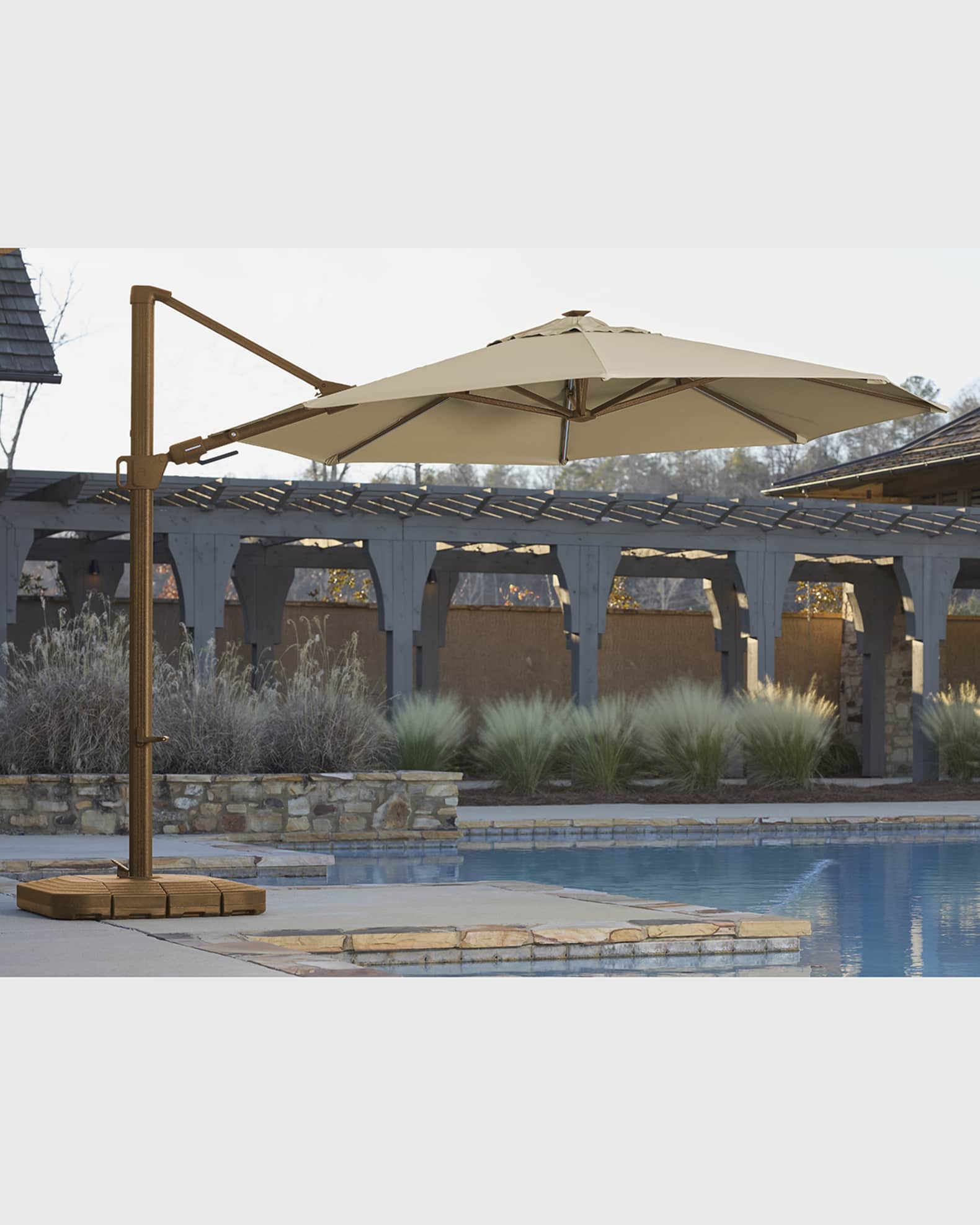 Zurich Solar Cantilever Umbrella, 11' 1
