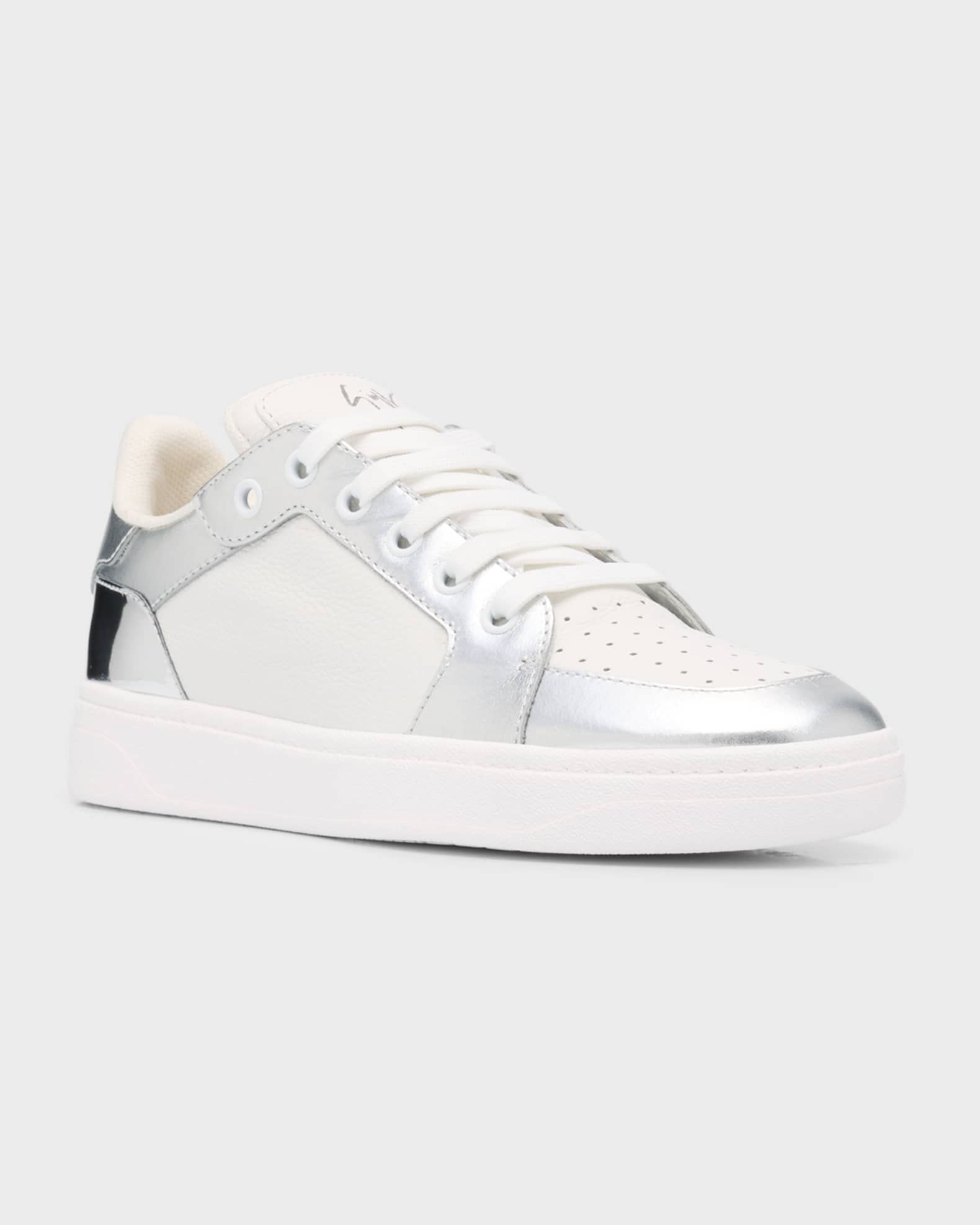 Men s Metallic Trim Leather Low Top Sneakers