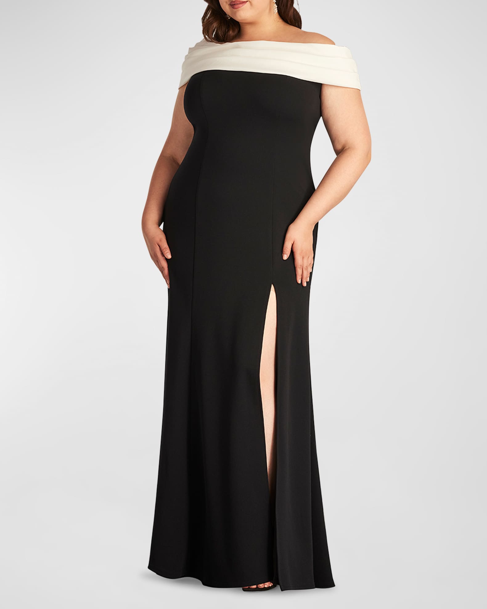 Neiman marcus plus size gowns hot sale