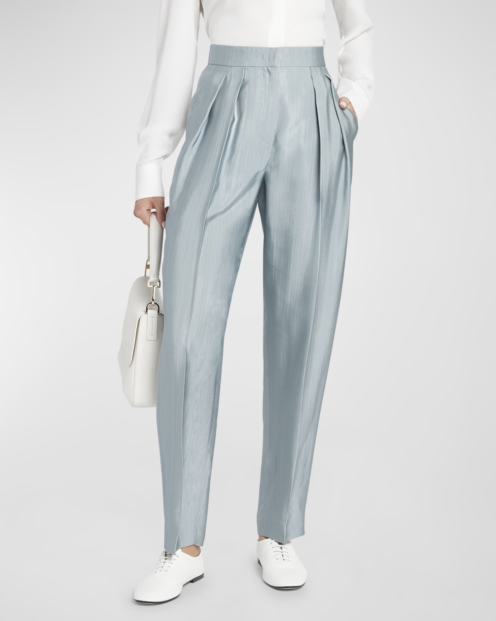 最も完璧な Giorgio Armani Textured Viscose Tapered-Leg Pleated Trousers パンツ