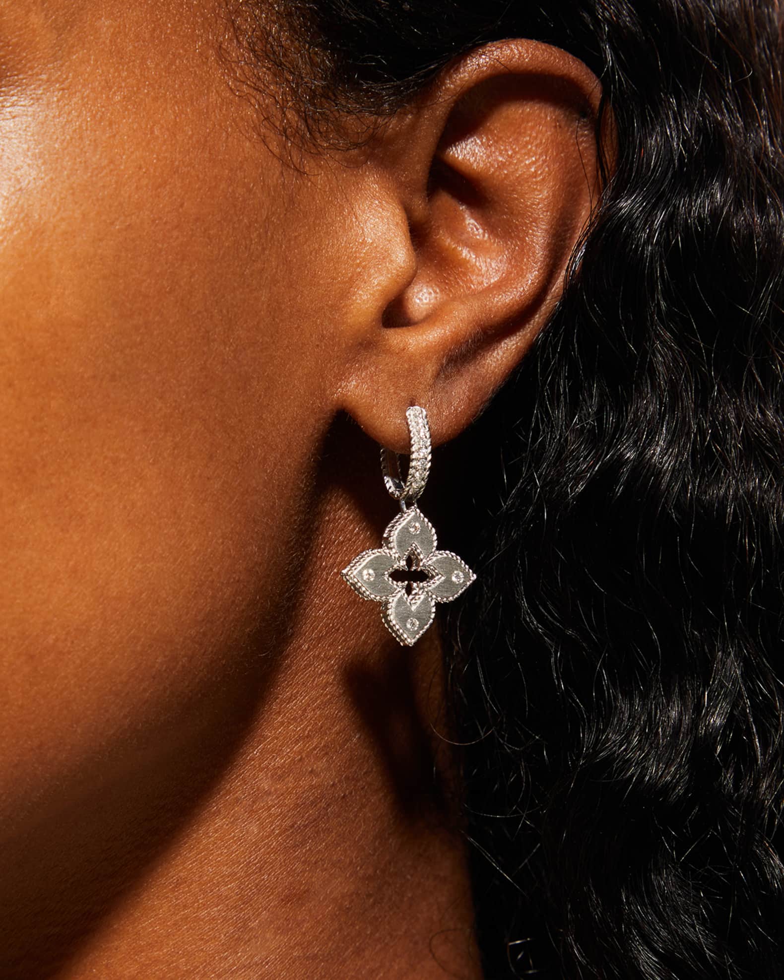 Roberto coin drop earrings clearance