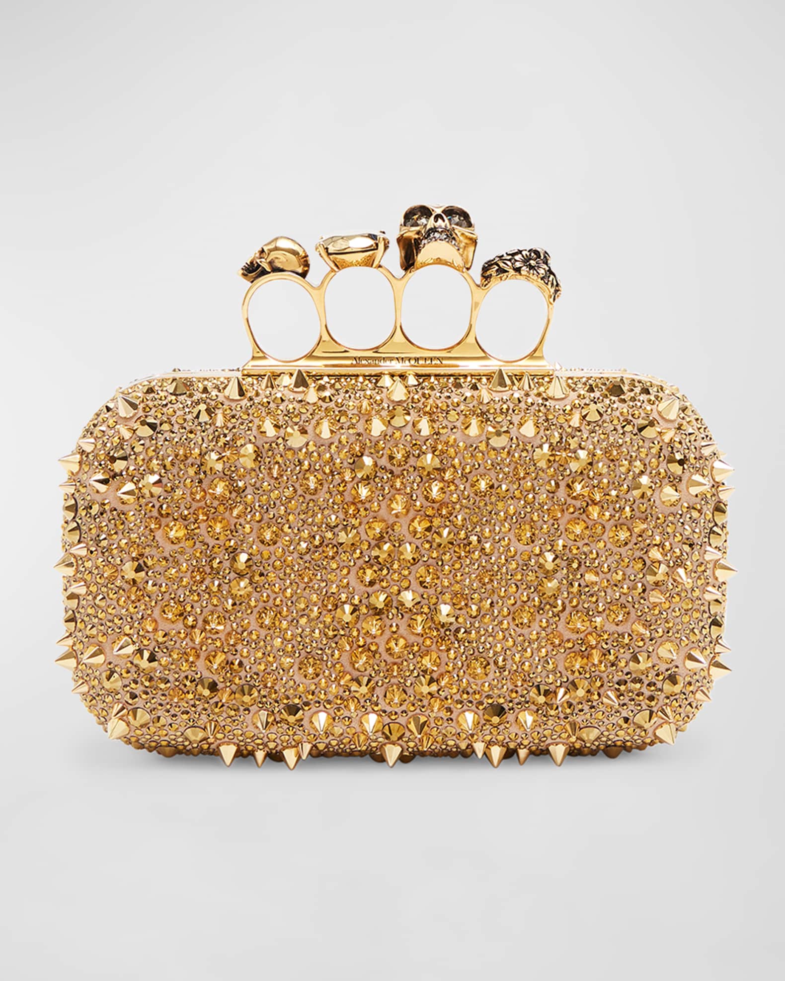 Skull knuckle clutch clearance
