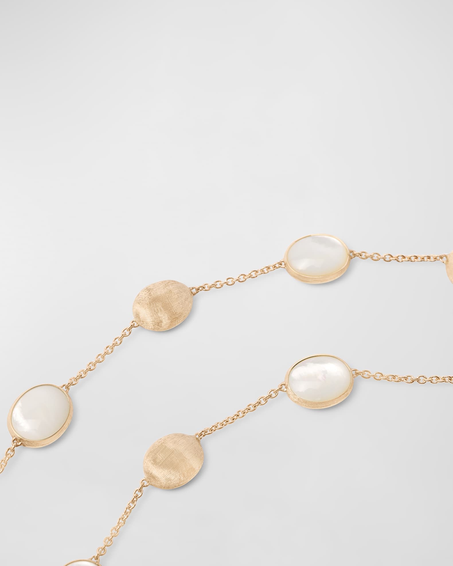 18K Siviglia Mother-of-Pearl Necklace 1