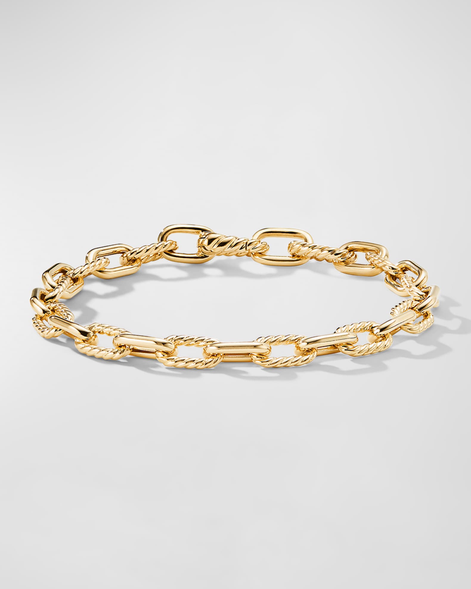 DY Madison Chain Bracelet in 18K Gold, 6mm 0
