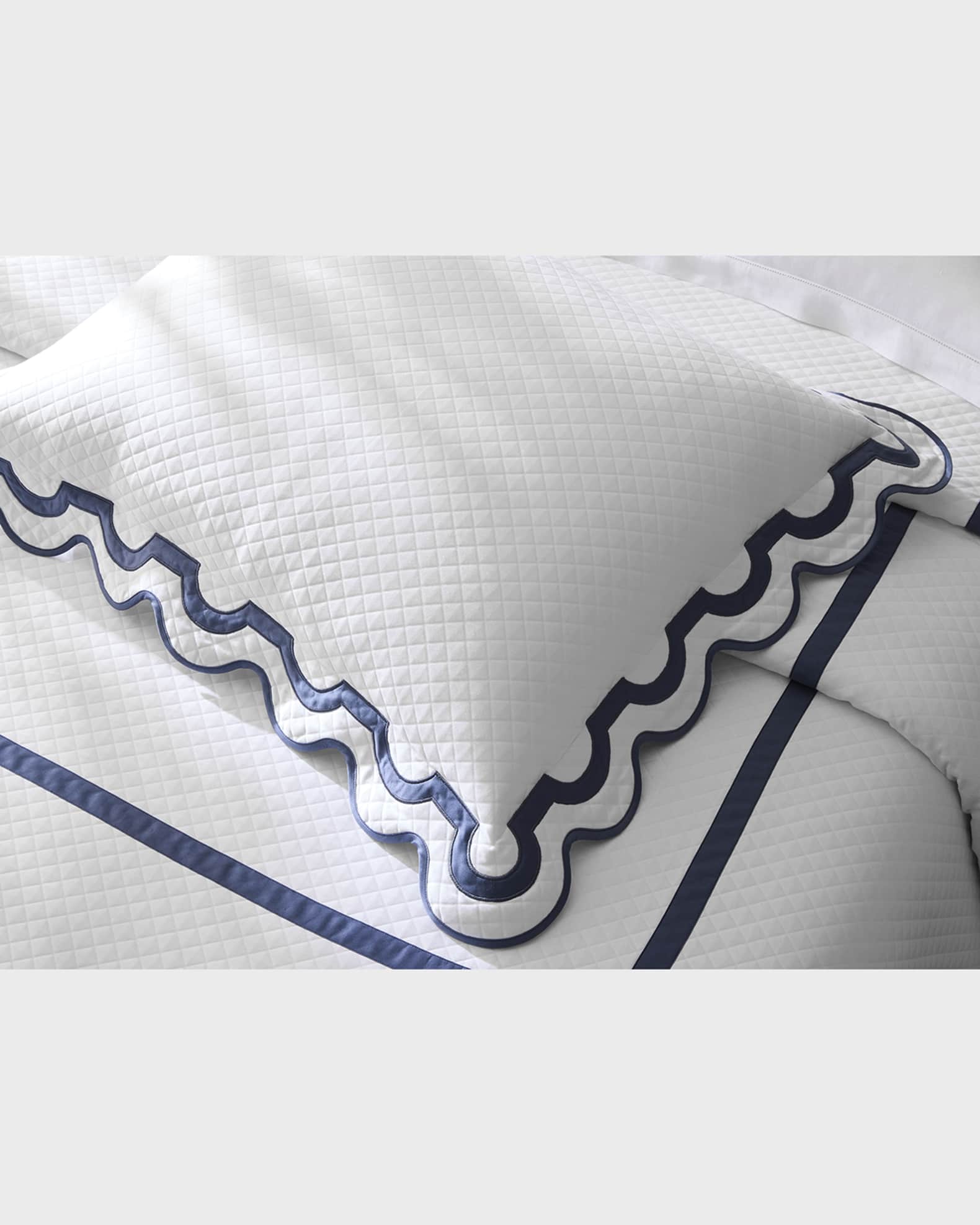 Matouk Mirasol Matelasse Full/Queen Coverlet Neiman Marcus