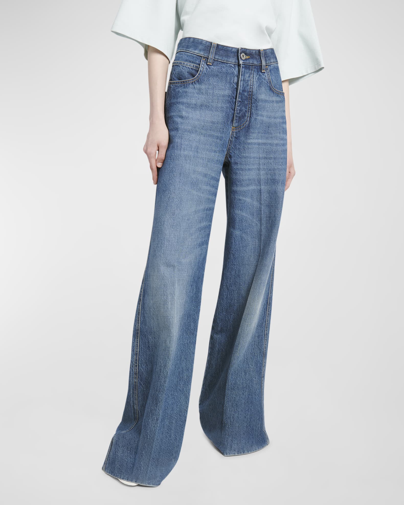 デニム・ジーパン BOTTEGA VENETA Women Denim Pants 38914010 824659 V5DV0 9247 Turned-up jeans | Bottega Veneta | OTTODISANPIETRO
