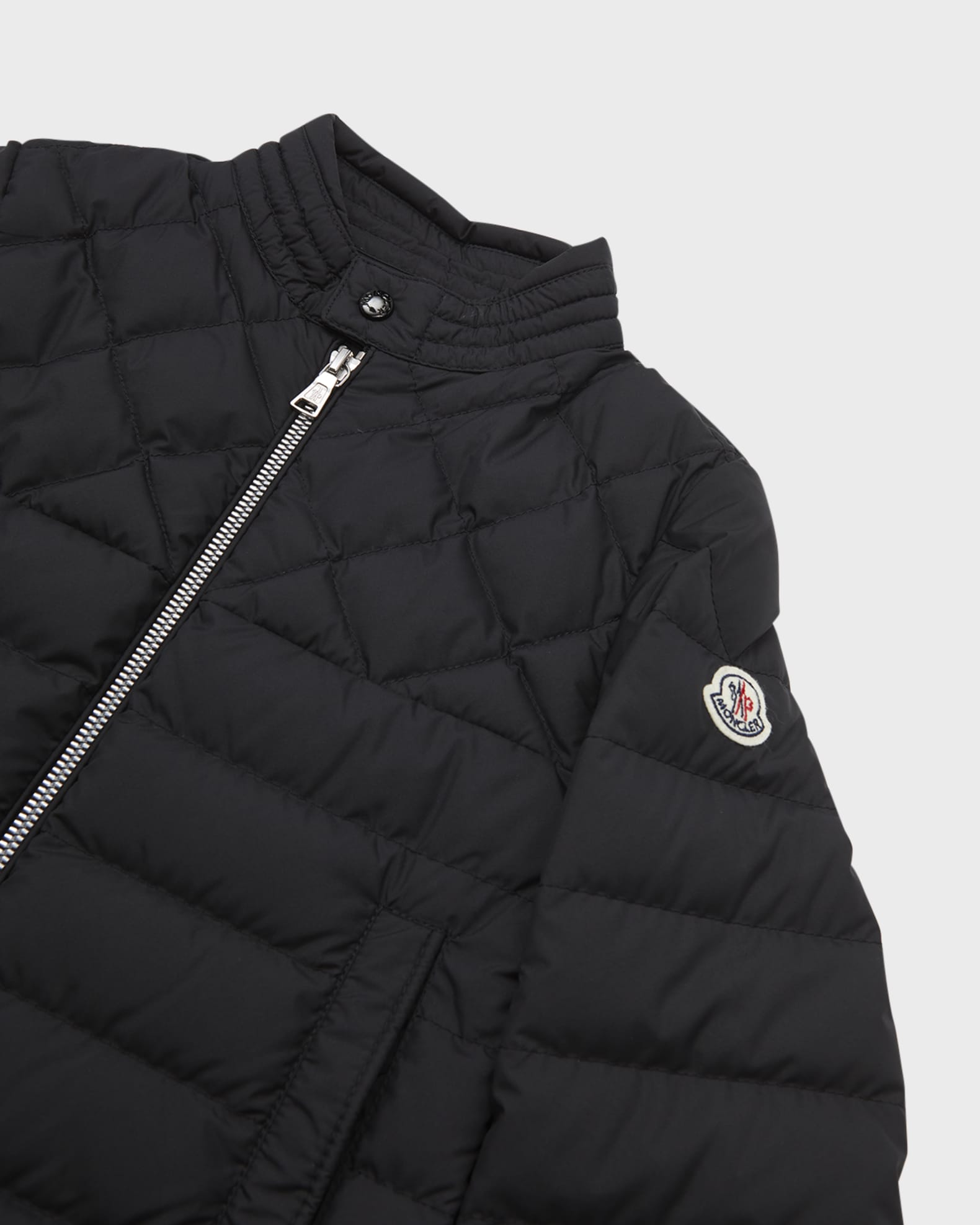 Moncler youth jacket deals