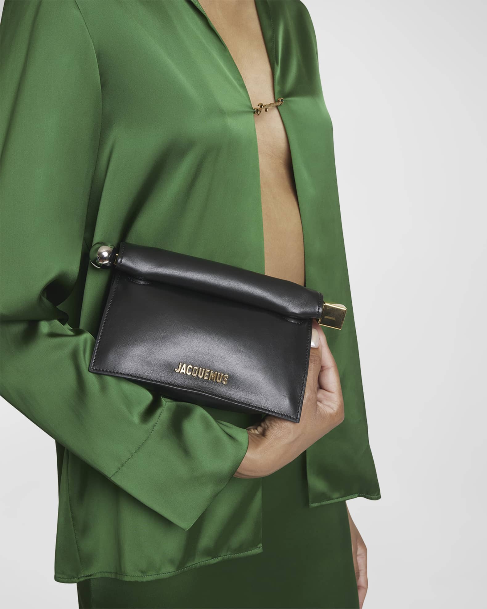 Jacquemus le petit rond sale