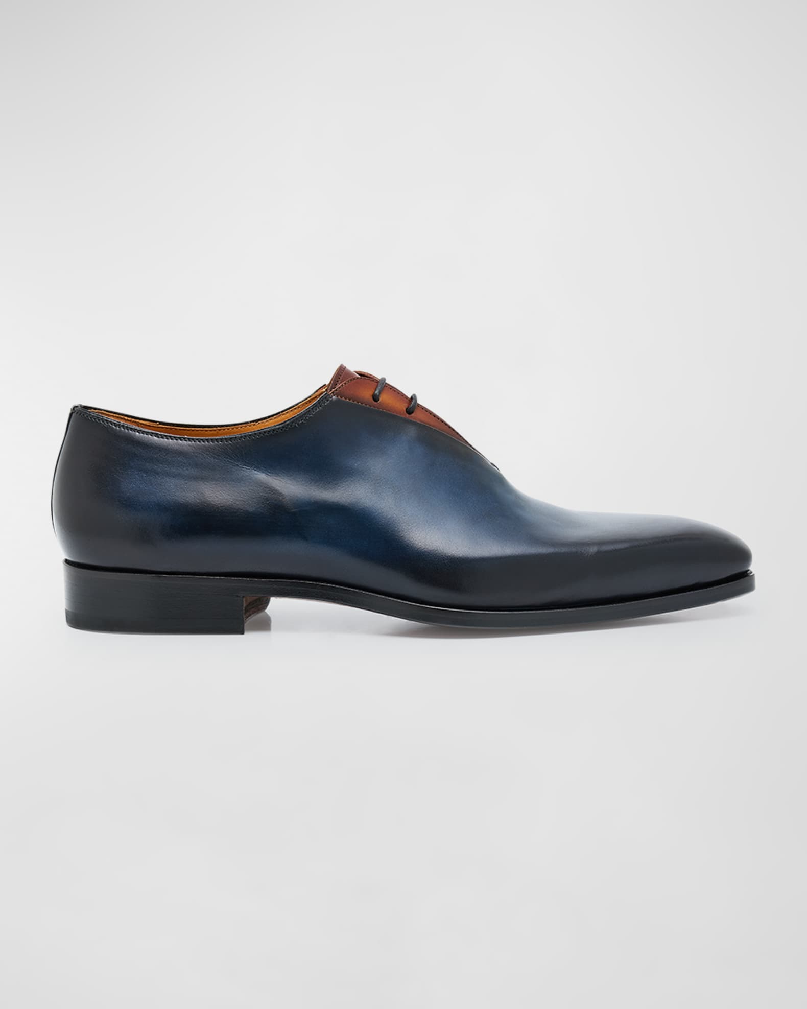 Magnanni Men s Kavon V Cut Leather Oxfords Neiman Marcus