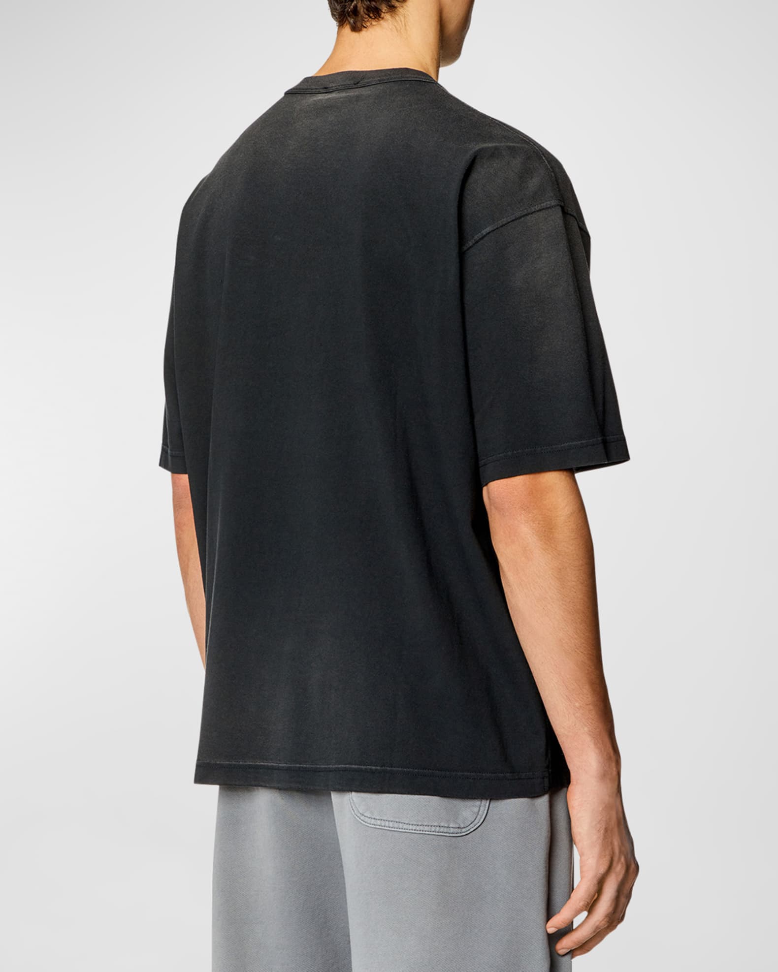 Men's T-WASH-N Logo Applique T-Shirt