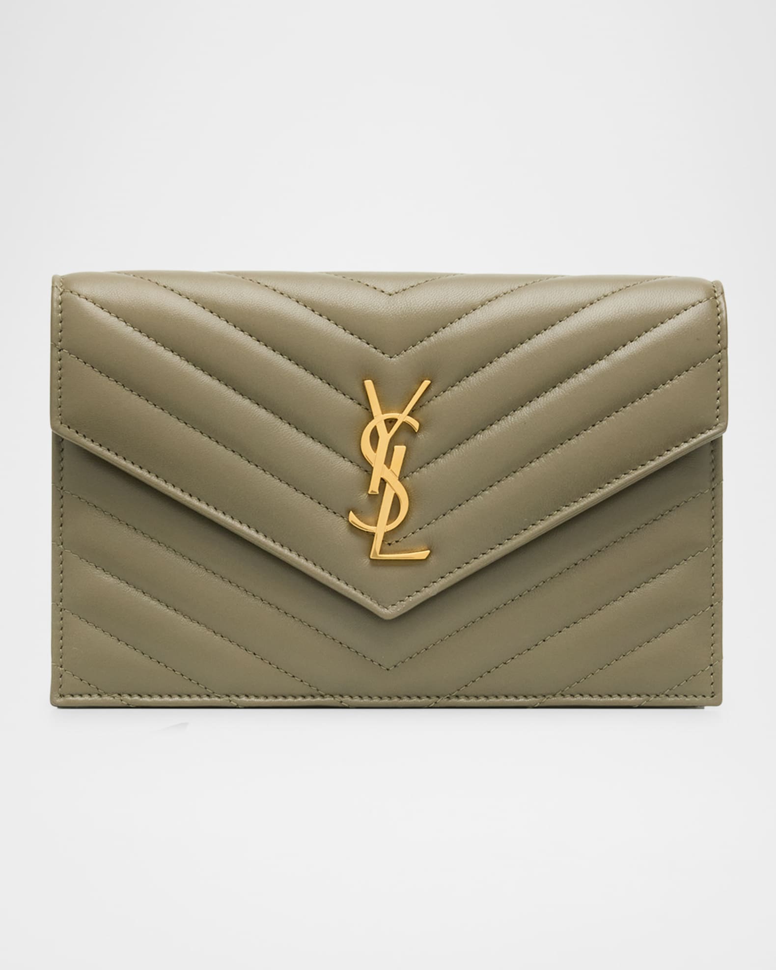 Small YSL Wallet on Chain in Quilted Leather  0