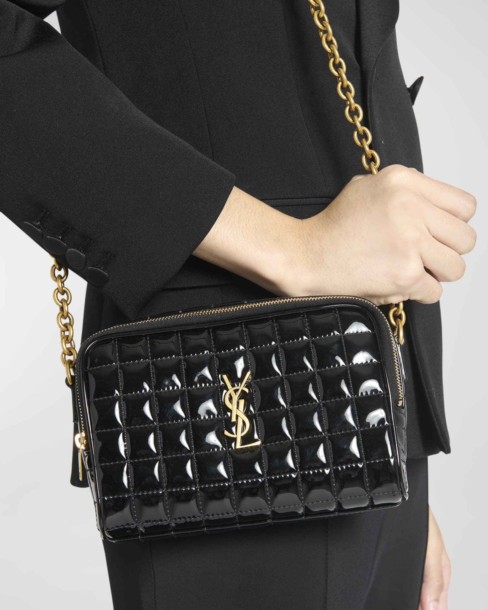 Saint laurent vicky quilted leather camera bag online