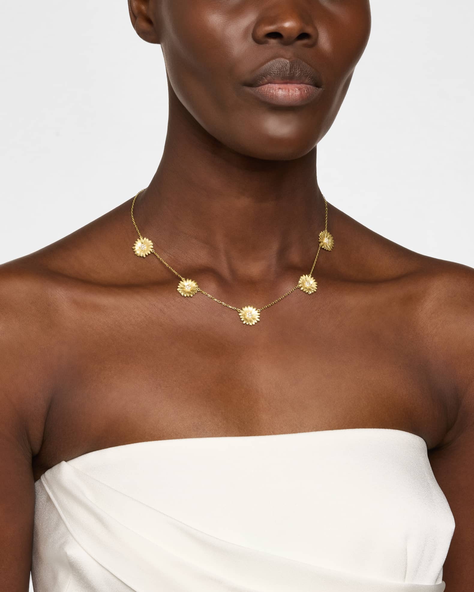 18k Yellow Gold Diamond Daisy Station Necklace 1