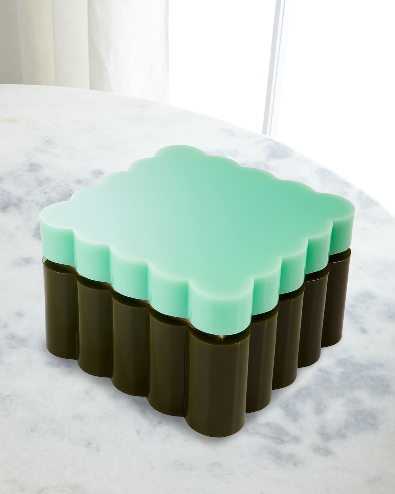 Fleur Medium Acrylic Box 0