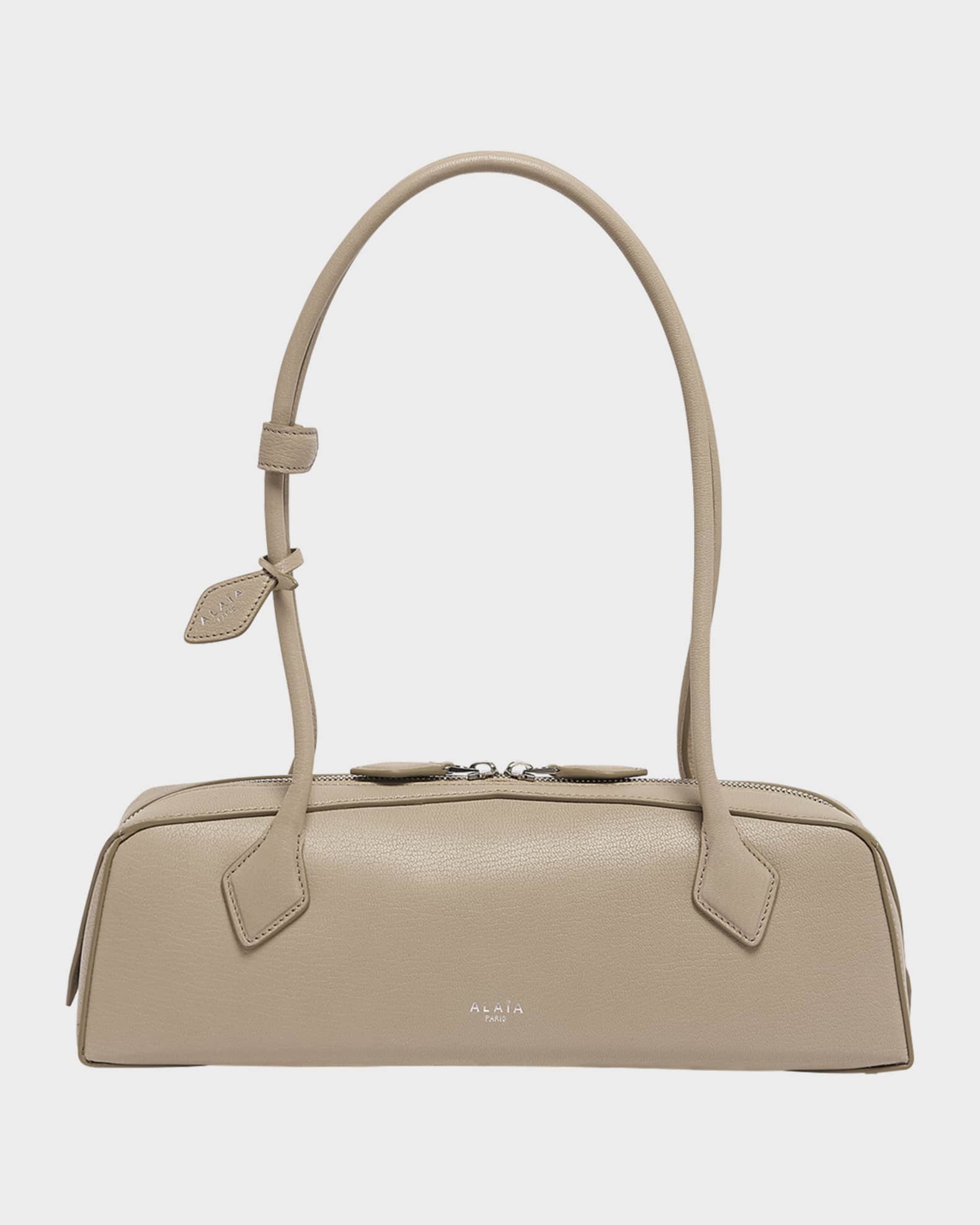 Alaïa LE TECKEL ミディアム　シャイニーゴートスキン Le Teckel Medium Shoulder Bag in Goatskin | Neiman Marcus